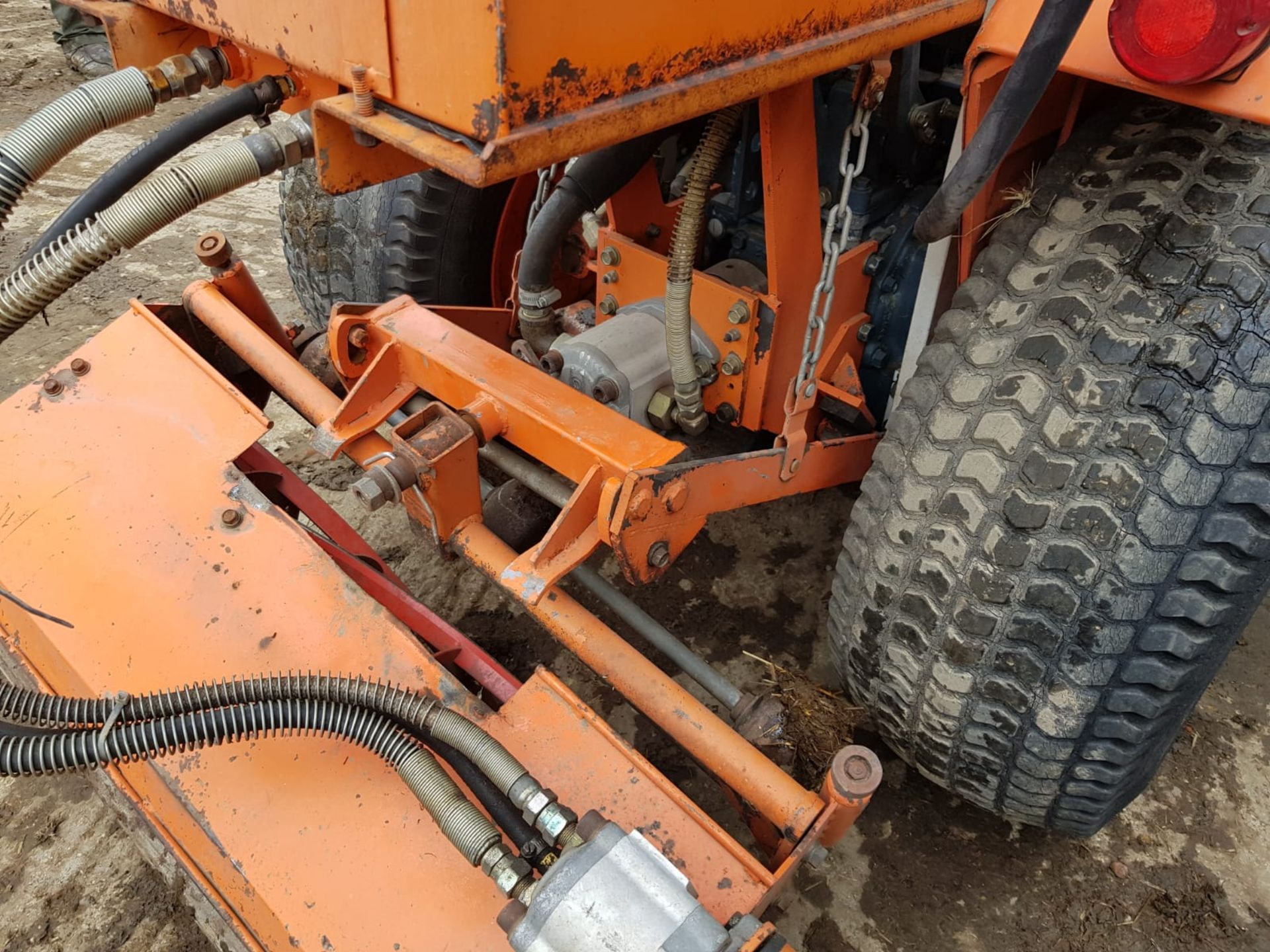 KUBOTA B6200 TURF BOY, STARTS, RUNS AND CUTS 3X CYLINDERS 4WD *PLUS VAT* - Image 8 of 11