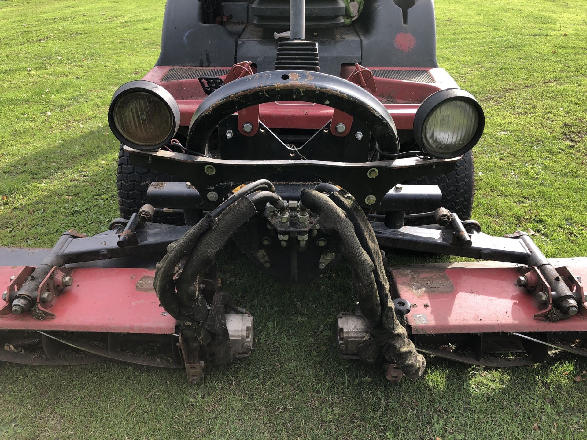 2010 HAYTER CT2140 TORO 3 GANG DIESEL RIDE ON LAWN MOWER *PLUS VAT* - Image 11 of 18