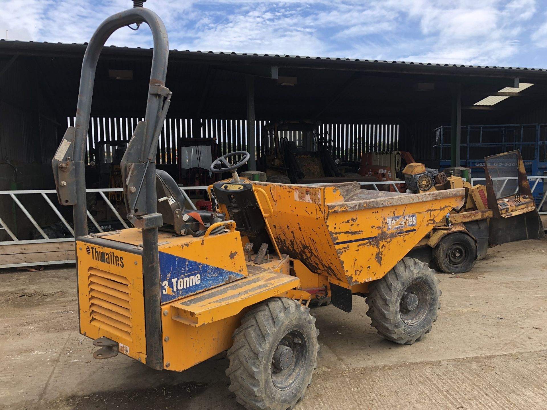 2007 THWAITES 3 TONNE DUMPER TRUCK, STARTS, RUNS AND TIPS *PLUS VAT* - Image 2 of 5