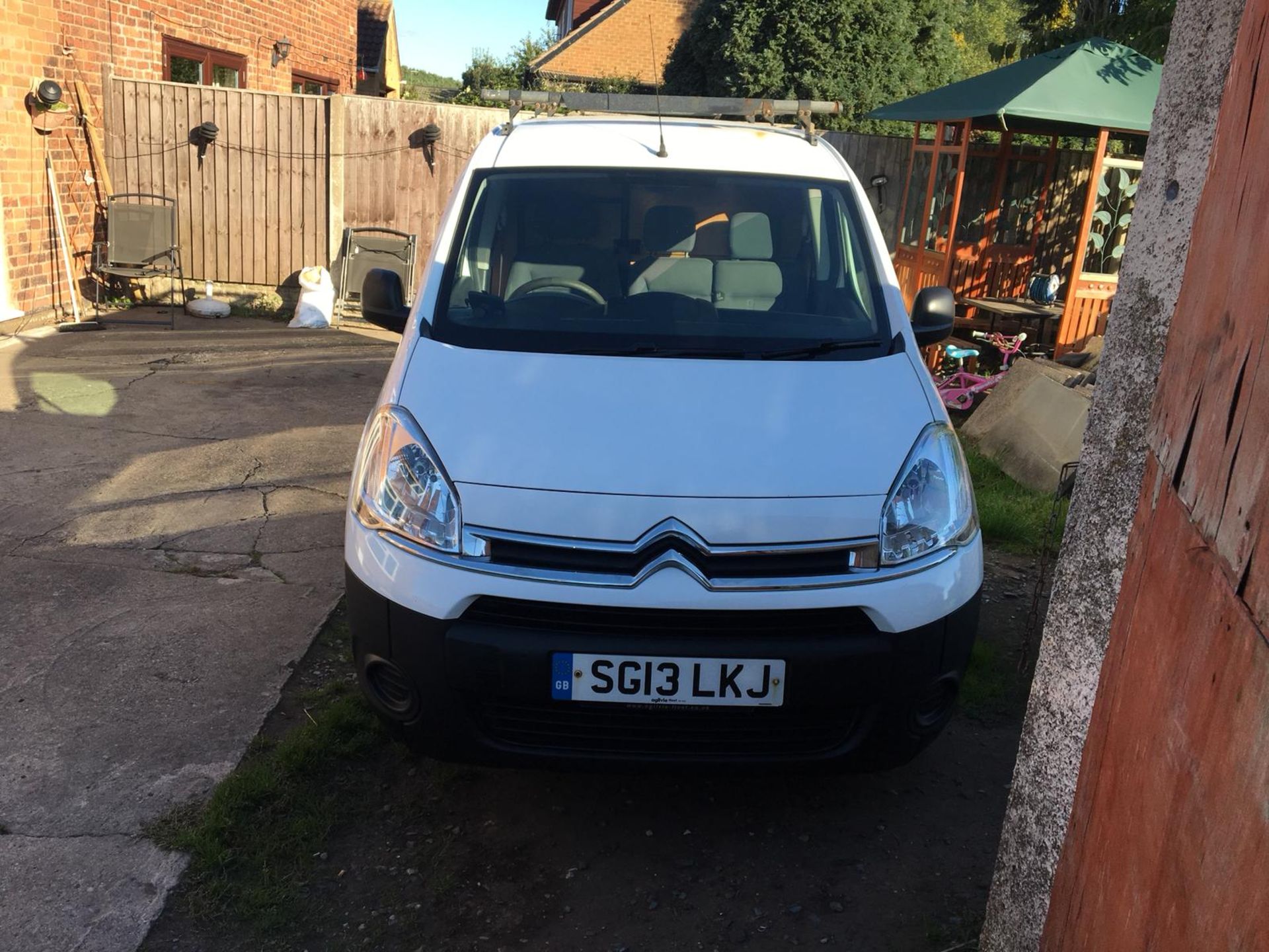 2013/13 REG CITROEN BERLINGO 625 LX HDI WHITE DIESEL PANEL VAN, SHOWING 0 FORMER KEEPERS *NO VAT* - Image 2 of 12