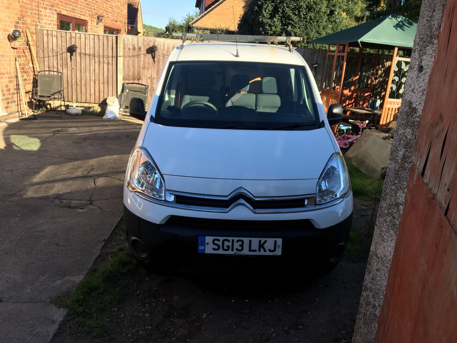 2013/13 REG CITROEN BERLINGO 625 LX HDI WHITE DIESEL PANEL VAN, SHOWING 0 FORMER KEEPERS *NO VAT* - Image 3 of 12