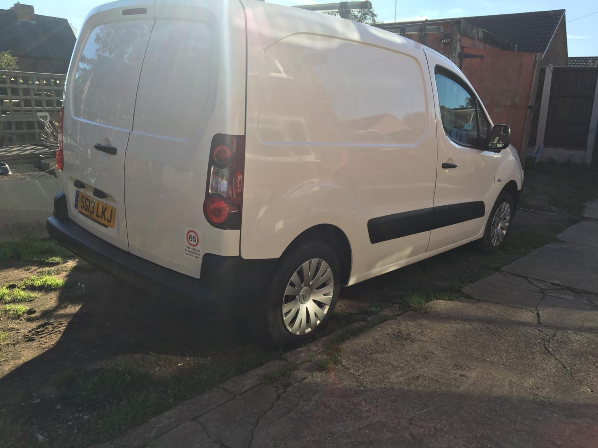 2013/13 REG CITROEN BERLINGO 625 LX HDI WHITE DIESEL PANEL VAN, SHOWING 0 FORMER KEEPERS *NO VAT* - Image 7 of 12