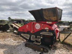 TRACKED RED RHINO MINI CONCRETE CRUSHER 5000 REMOTE TRACKER, 2009, 480 HOURS (UNVERIFIED) *PLUS VAT*