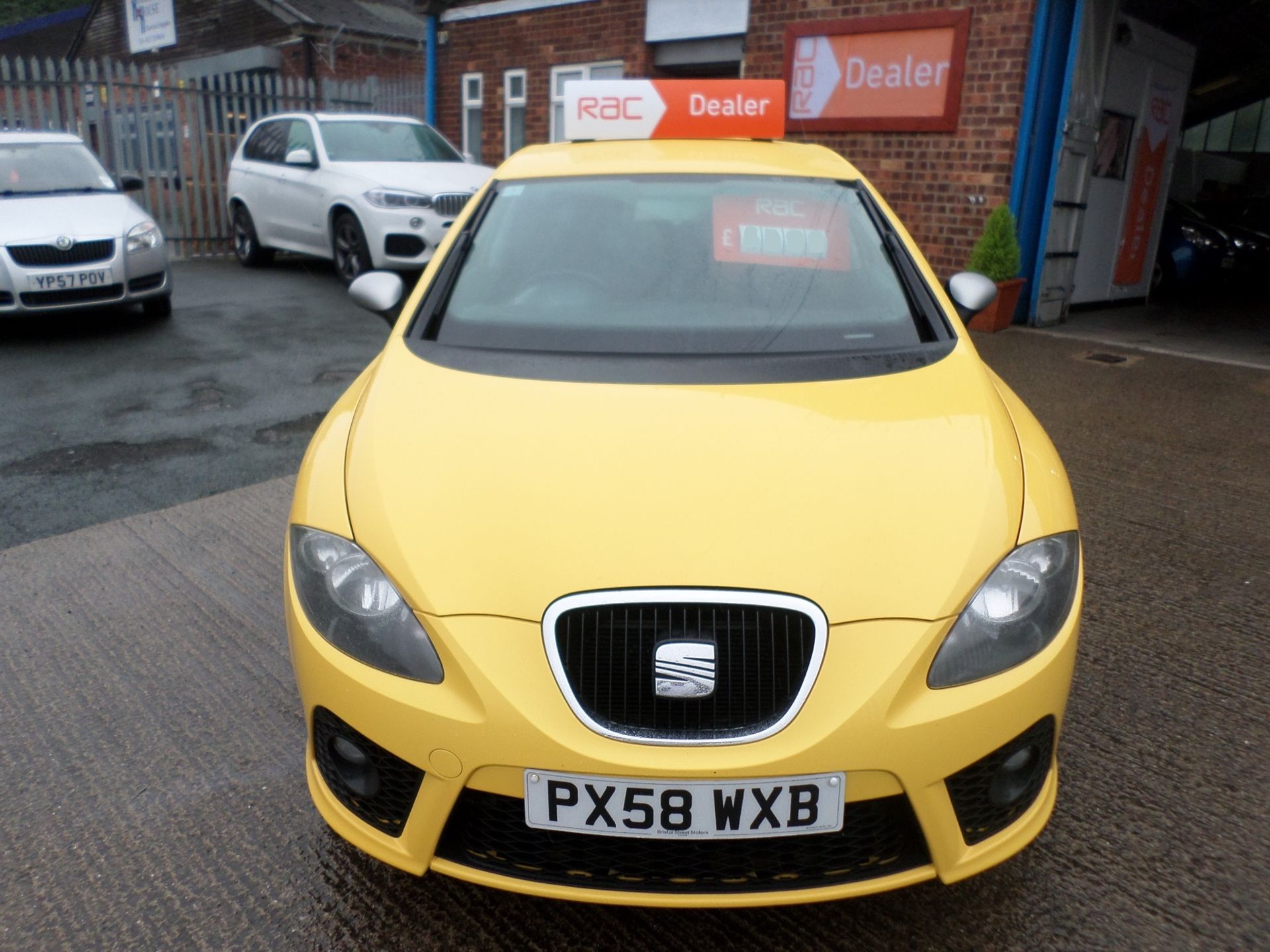 2008/58 REG SEAT LEON TSI FR YELLOW 2.0 PETROL 5 DOOR HATCHBACK, SHOWING 2 FORMER KEEPERS *NO VAT* - Image 2 of 17