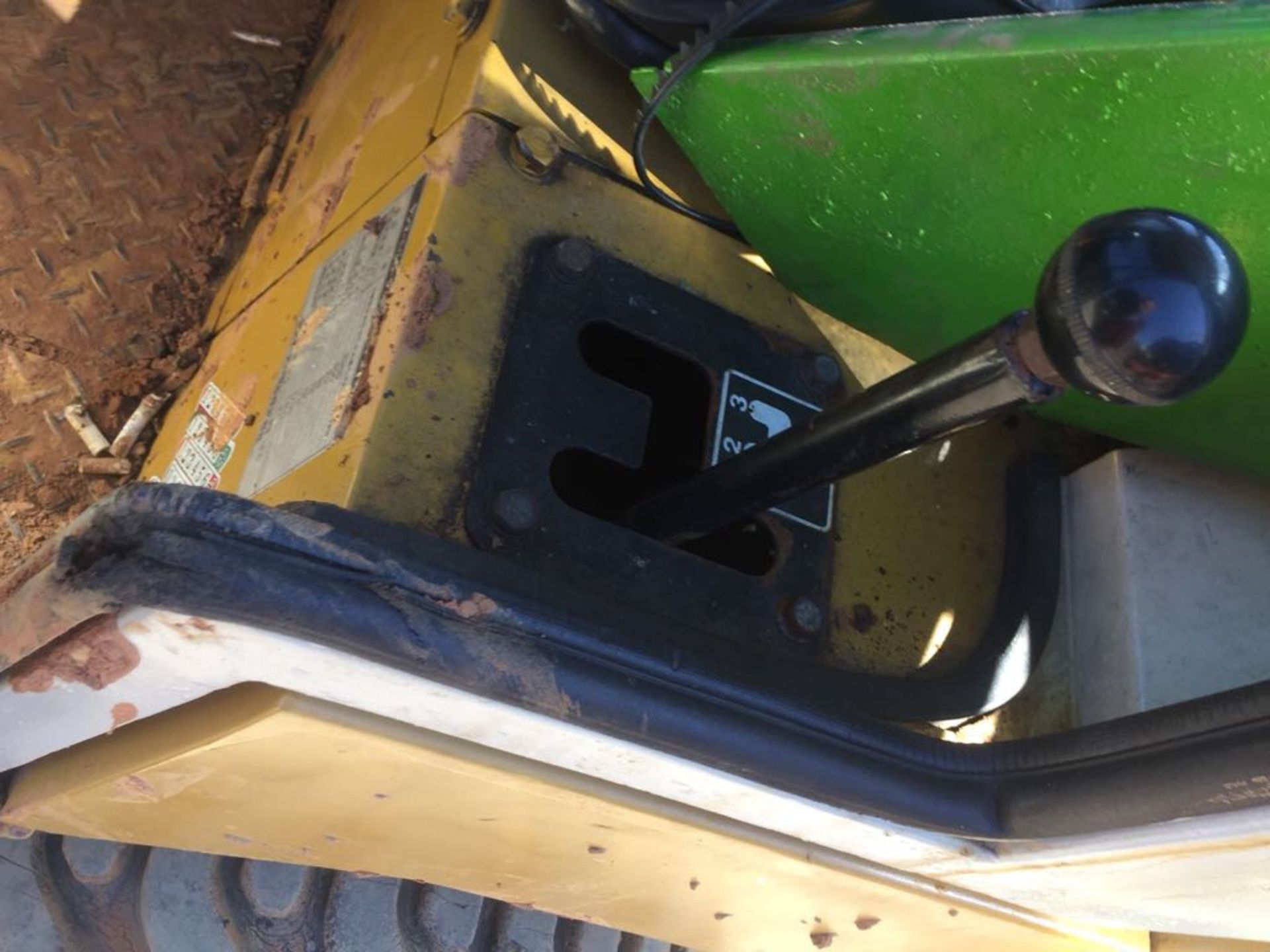 YANMAR DIESEL LOADING SHOVEL WHEEL LOADER *PLUS VAT* - Image 8 of 8