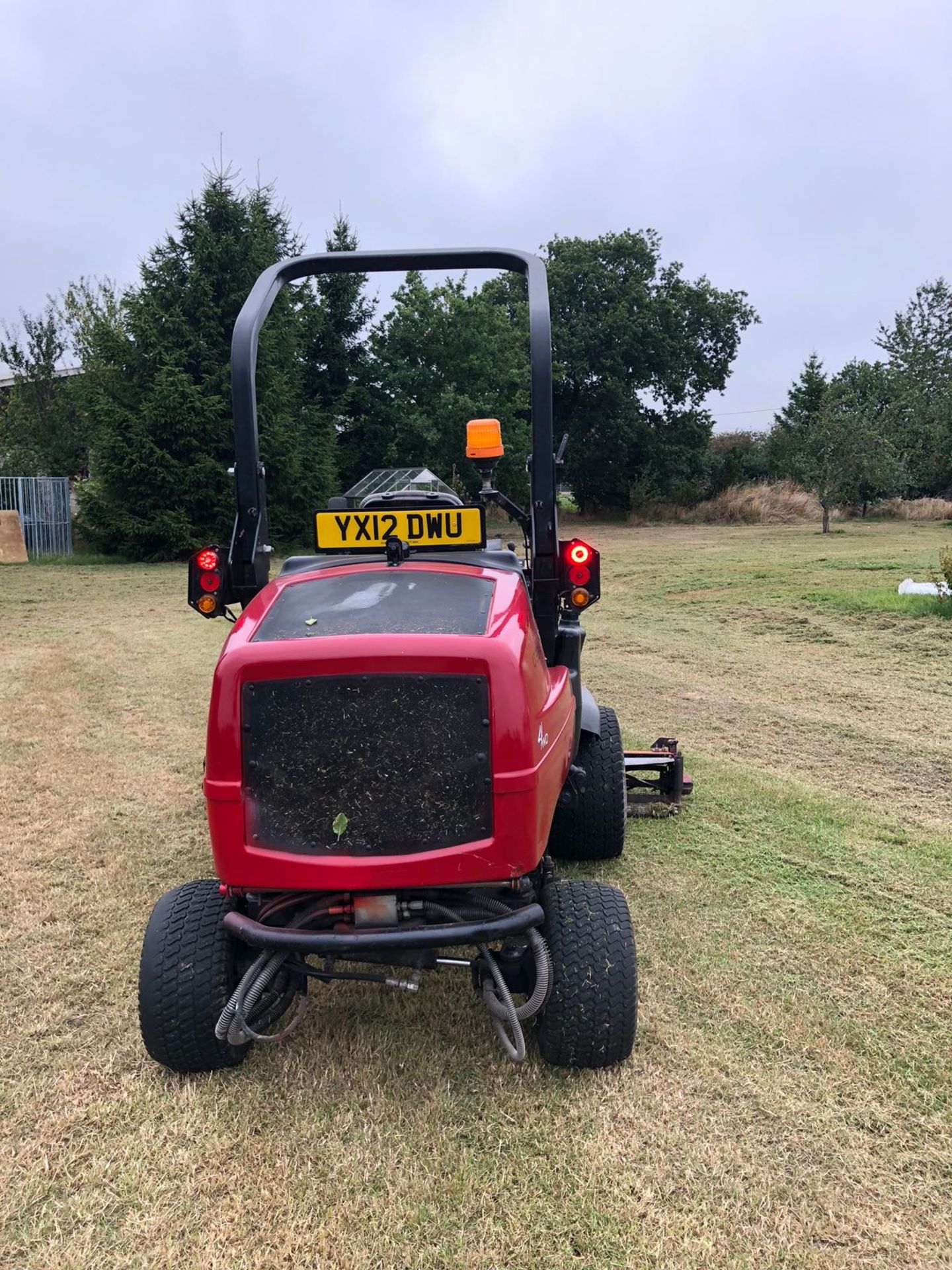 2012/12 REG TORO LT3340 4WD REEL DIESEL RIDE ON LAWN MOWER *PLUS VAT* - Image 4 of 6