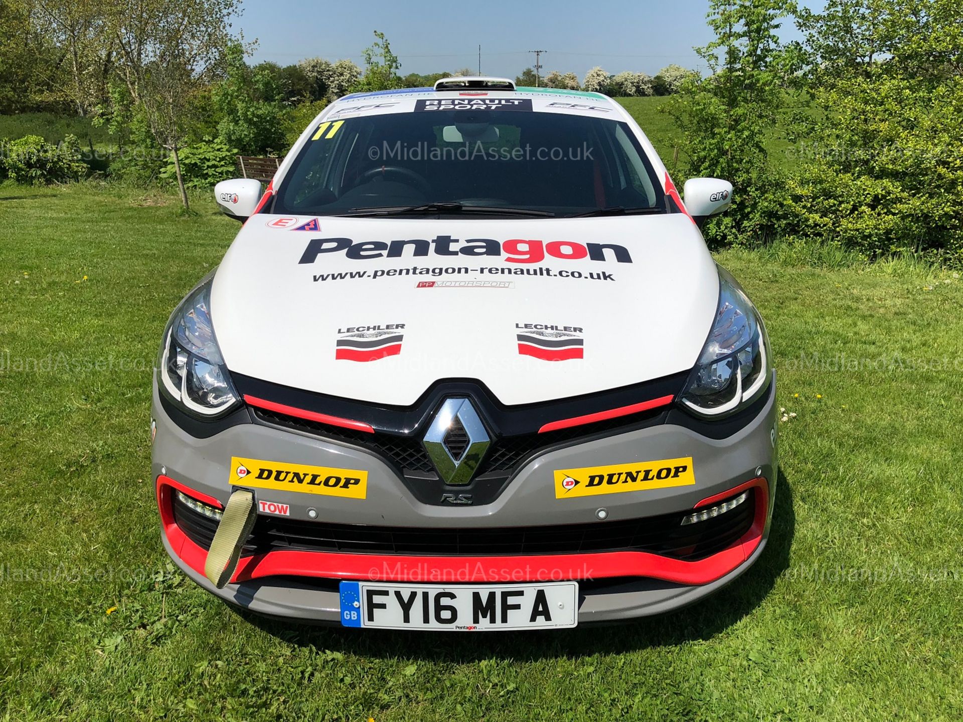 2016/16 REG RENAULT CLIO RENAULT SPORT SAT NAV, R.S TROPHY 220, INCREDIBLE CAR - Image 4 of 28