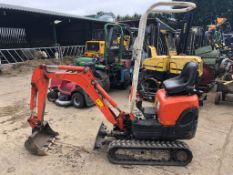 2009 KUBOTA K008-3 800 KG TRACKED MINI DIGGER WITH BUCKET, STARTS RUNS AND DIGS *PLUS VAT*