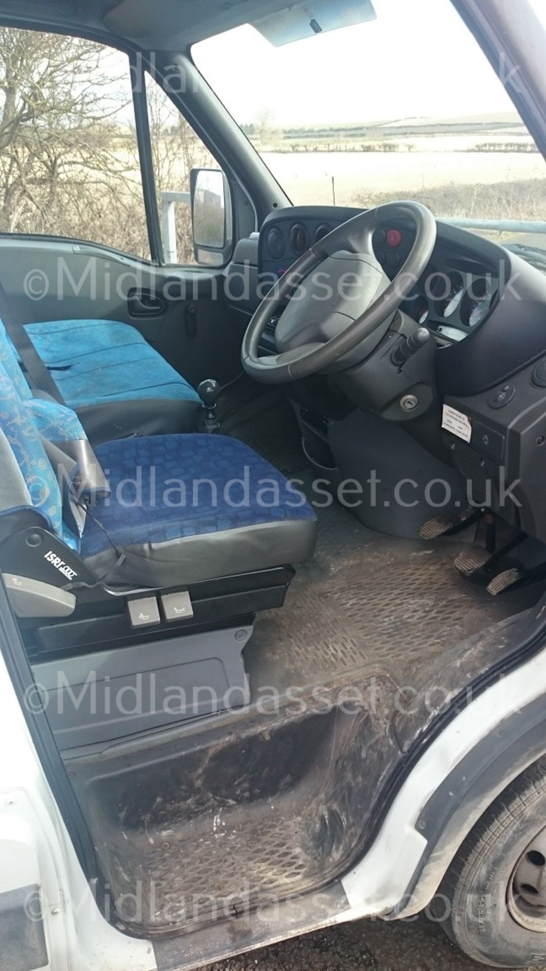 2004/04 REG IVECO DAILY 35S13 LWB WHITE DIESEL BOX VAN 3500KG GROSS *PLUS VAT* - Image 7 of 10