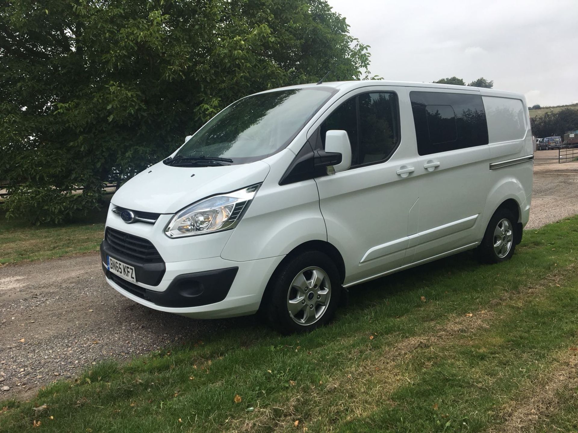 2015/65 REG FORD TRANSIT CUSTOM 270 ECO-TECH WHITE DIESEL 6 SEATER CREW VAN *NO VAT* - Image 3 of 12