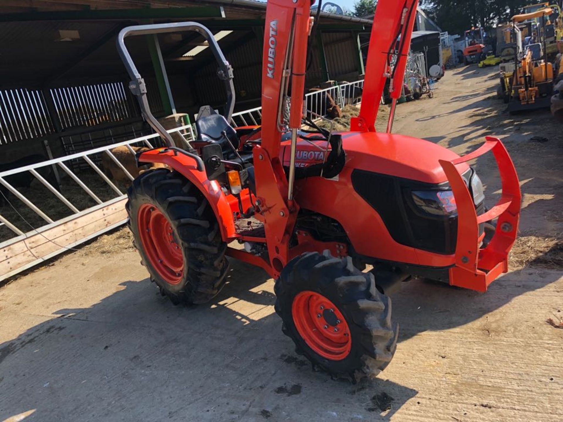 2015/65 Reg KUBOTA MK5000 DIESEL TRACTOR - just 160 hours !!! *PLUS VAT* - Image 5 of 8