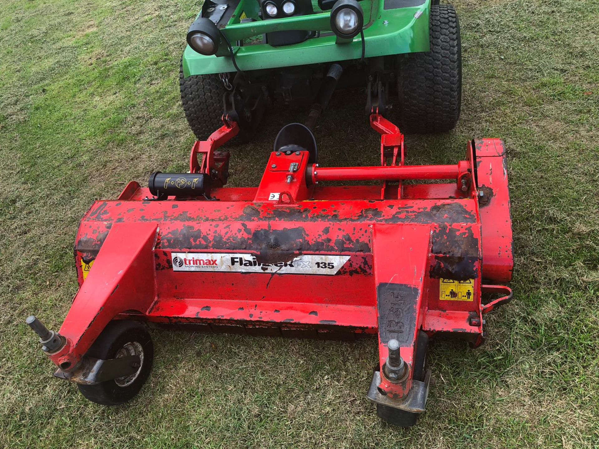 2015/64 REG JOHN DEERE 1570 MOWER WITH FLAIL DECK HEAD, EX LEICESTER-SHIRE COUNCIL *PLUS VAT* - Image 17 of 26