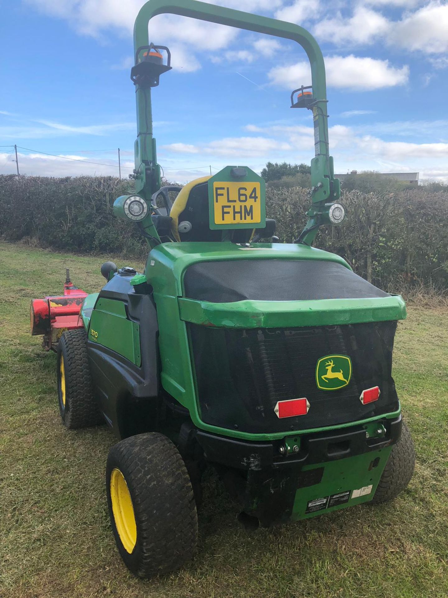 2015/64 REG JOHN DEERE 1570 MOWER WITH FLAIL DECK HEAD, EX LEICESTER-SHIRE COUNCIL *PLUS VAT* - Image 6 of 26