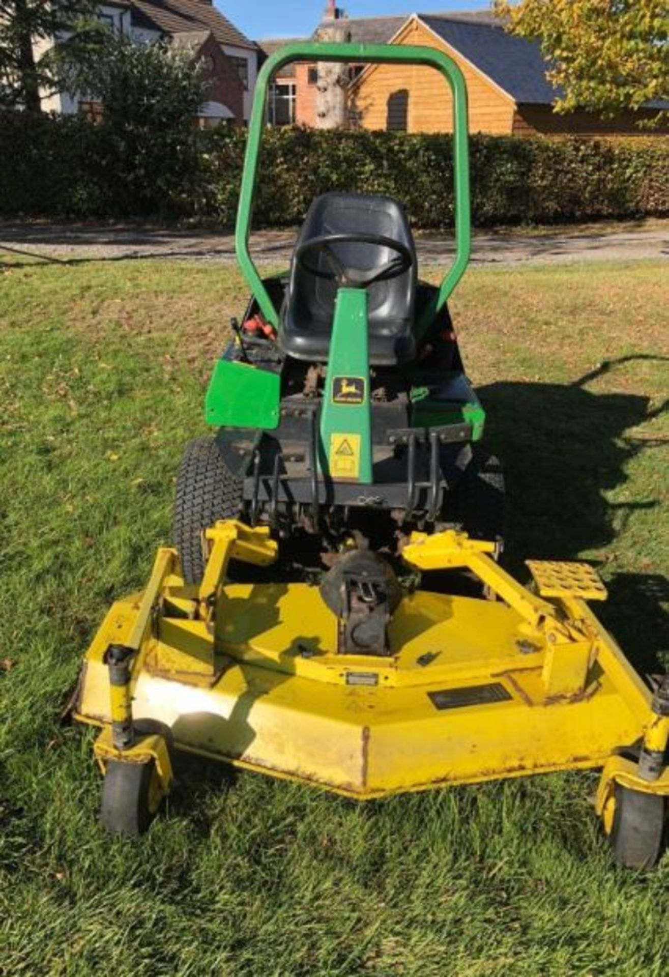 JOHN DEERE F1145 UPFRONT ROTARY 60" CUT REAR DISCHARGE DIESEL MOWER *NO VAT* - Image 2 of 4