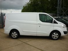 2015/15 REG FORD TRANSIT CUSTOM 270 LIMITED EDITION 125PS DIESEL PANEL VAN, SHOWING 0 FORMER KEEPERS