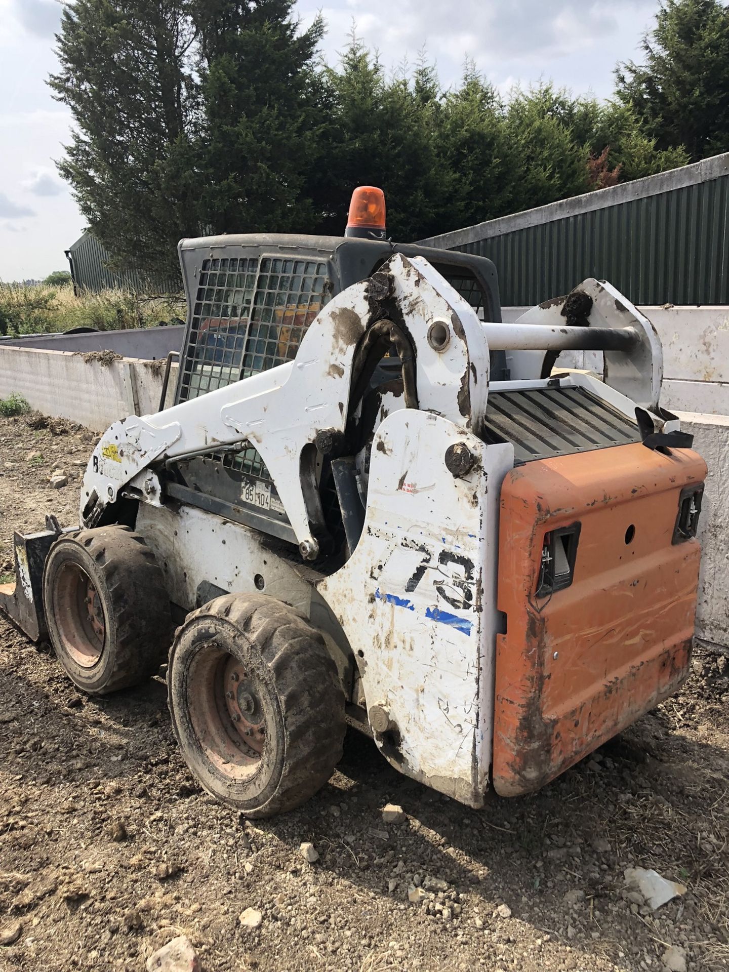 BOBCAT 773 SKIDSTEER LOADER, SHOWING 3270 HOURS (UNVERIFIED) *PLUS VAT* - Image 2 of 5