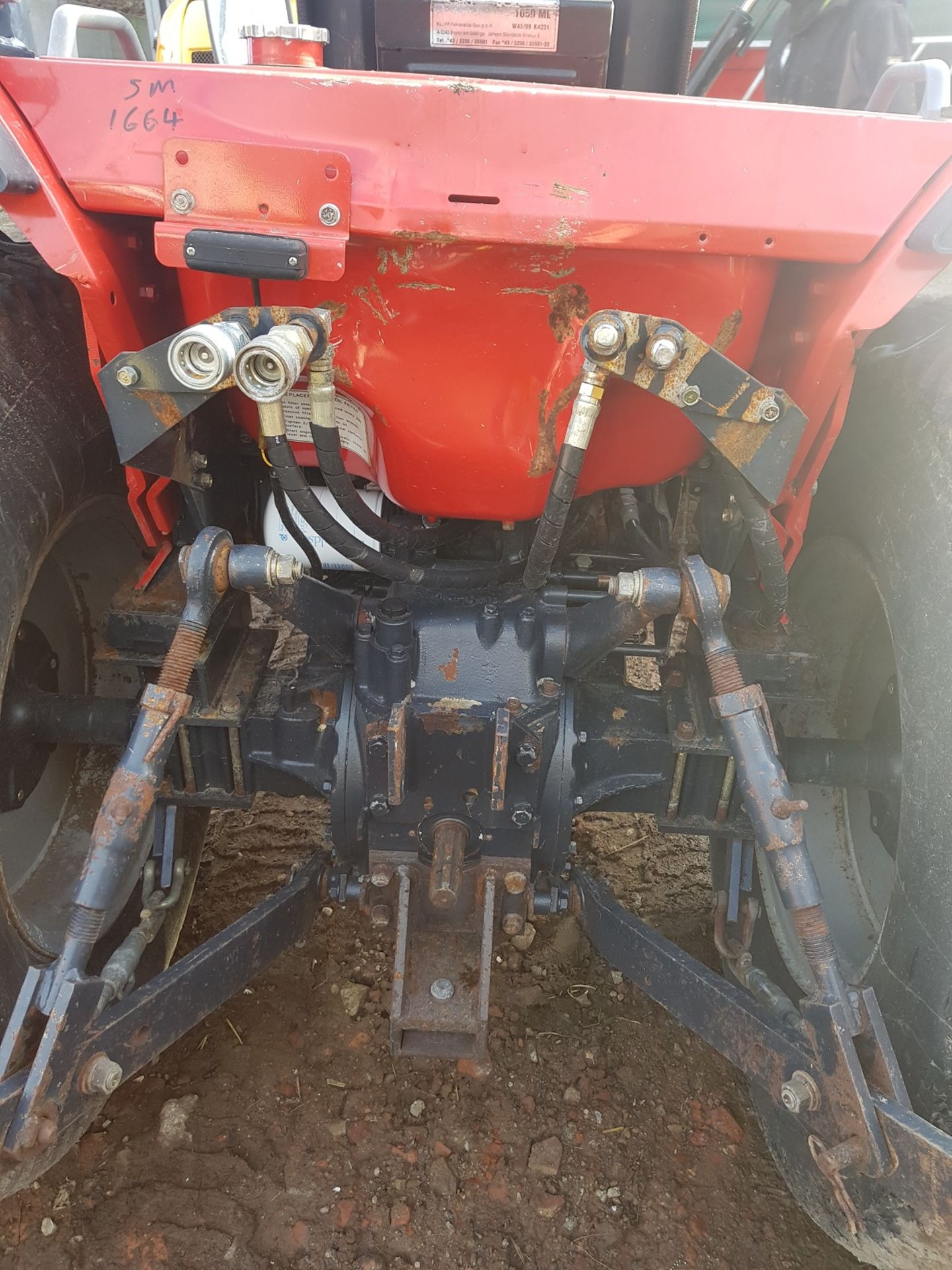 MASSEY FERGUSON 1250 TRACTOR, SHOWING 1,601 HOURS (UNVERIFIED) *PLUS VAT* - Image 2 of 7