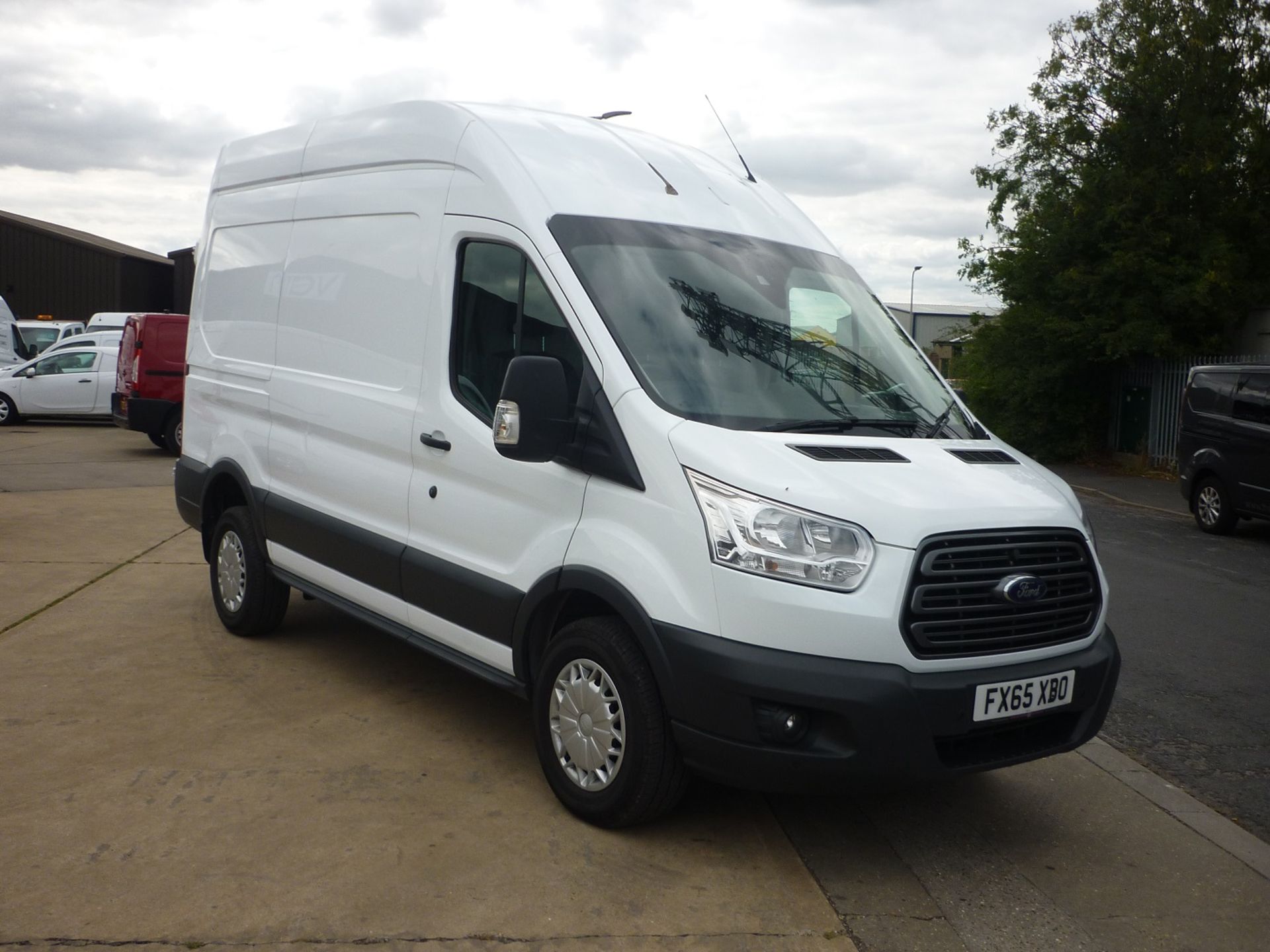 2015/65 REG FORD TRANSIT 350 MWB L2 H3 125PS DIESEL PANEL VAN, SHOWING 1 FORMER KEEPER *PLUS VAT*