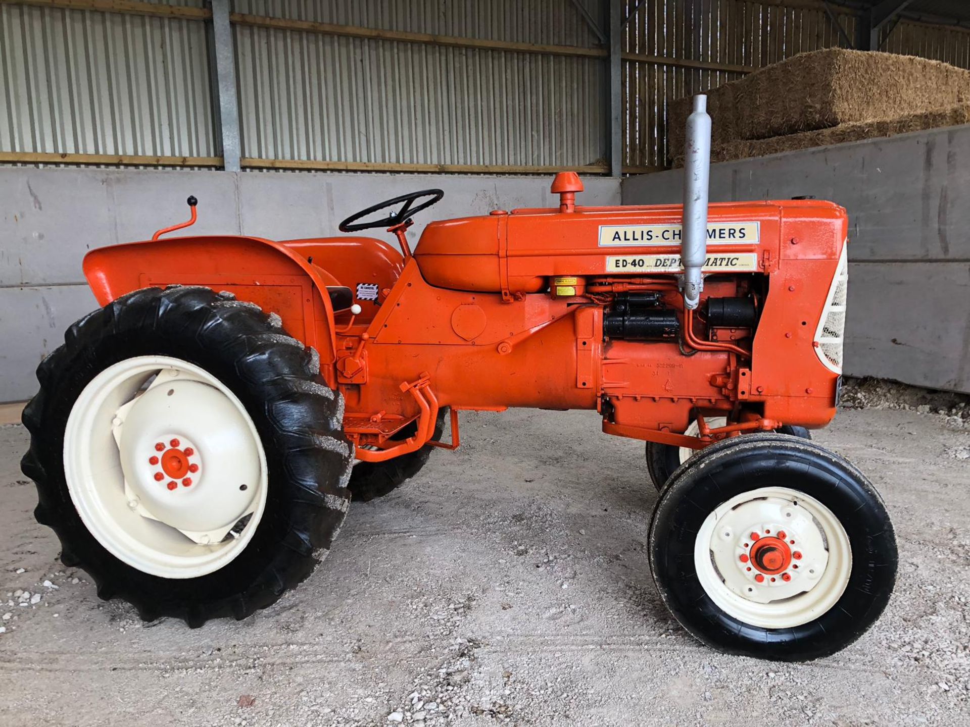 1965 ALLIS CHALMERS ED40 TRACTOR, 4 CYLINDER DIESEL ENGINE *PLUS VAT*