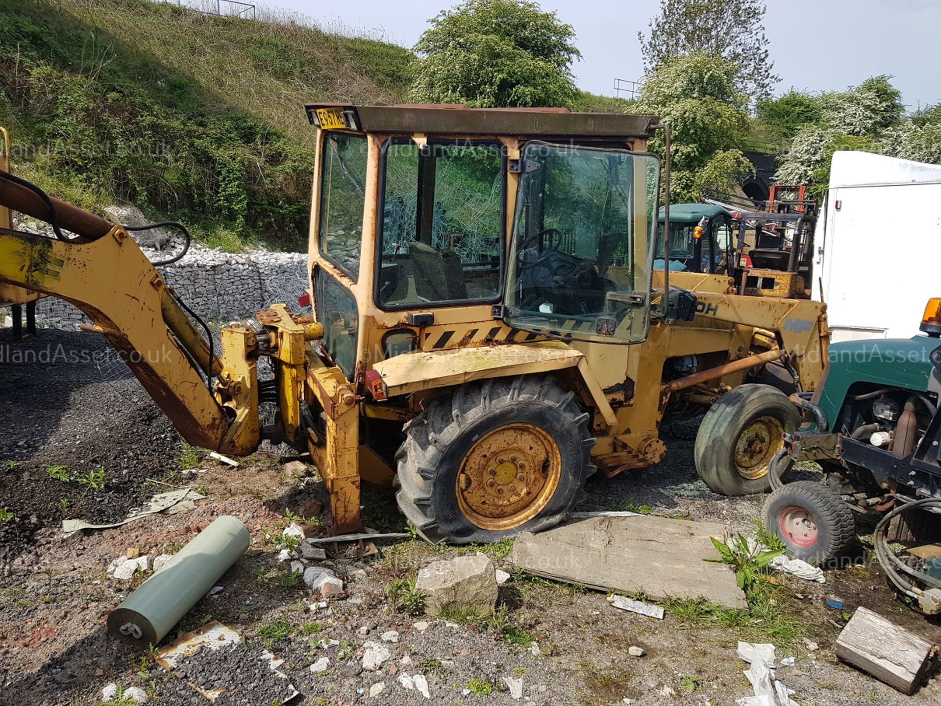 1987 MASSEY FERGUSON 30H BACK HOE LOADER, BEEN STANDING APPROX 2YR *PLUS VAT*