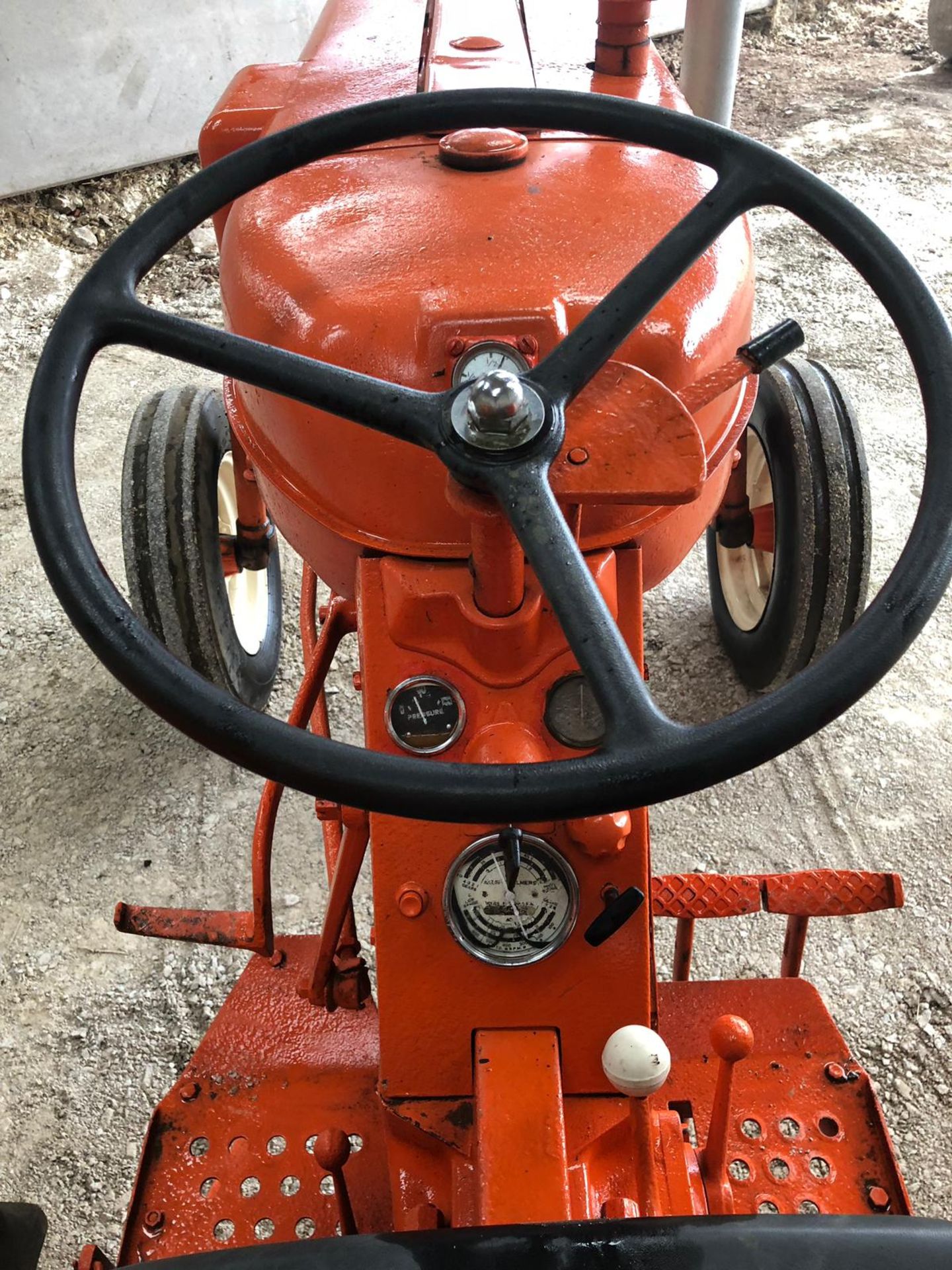 1965 ALLIS CHALMERS ED40 TRACTOR, 4 CYLINDER DIESEL ENGINE *PLUS VAT* - Image 13 of 17