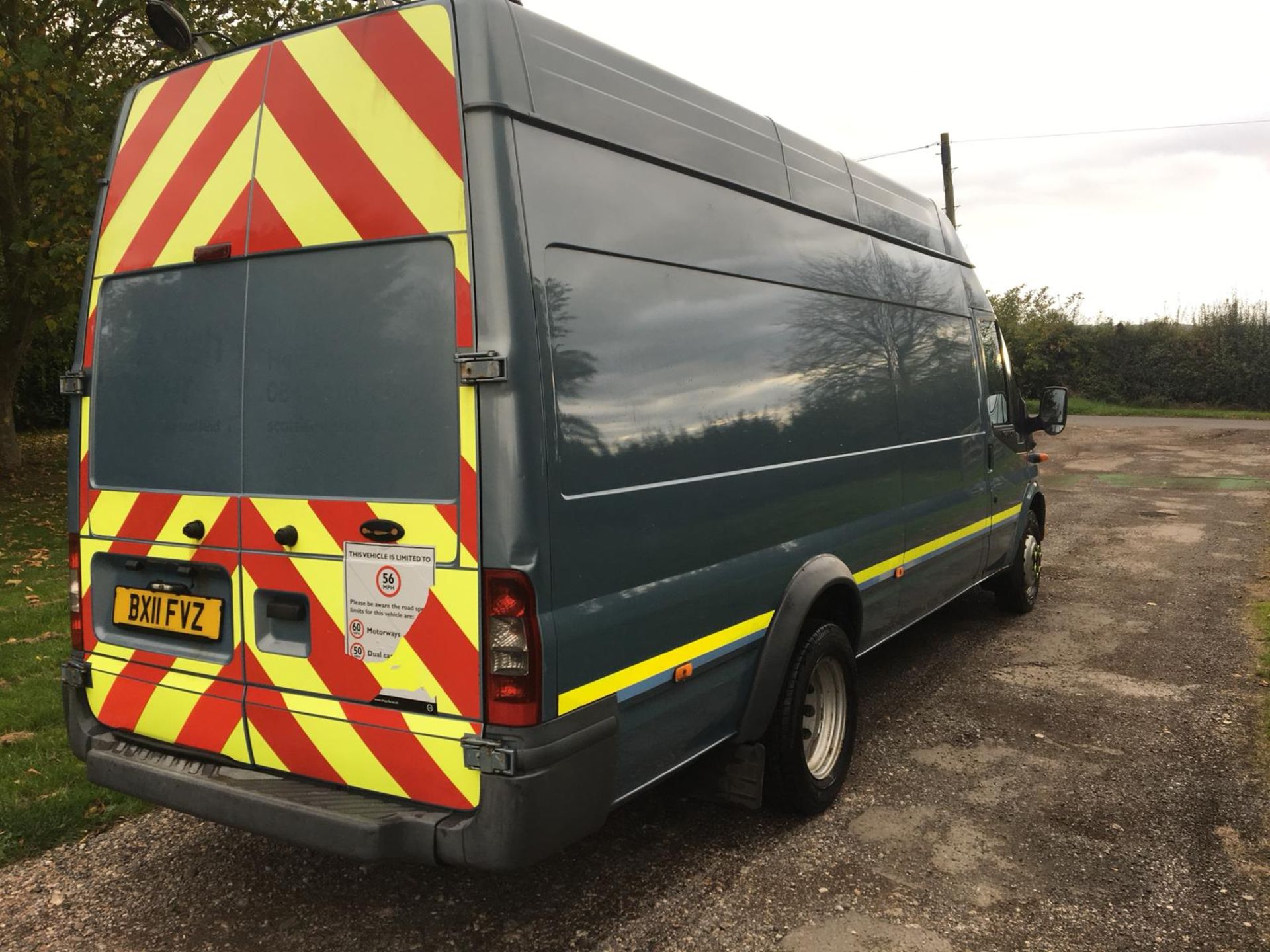 2011/11 REG FORD TRANSIT 115 T460 RWD BLUE DIESEL PANEL VAN, SHOWING 0 FORMER KEEPERS *NO VAT* - Image 6 of 10