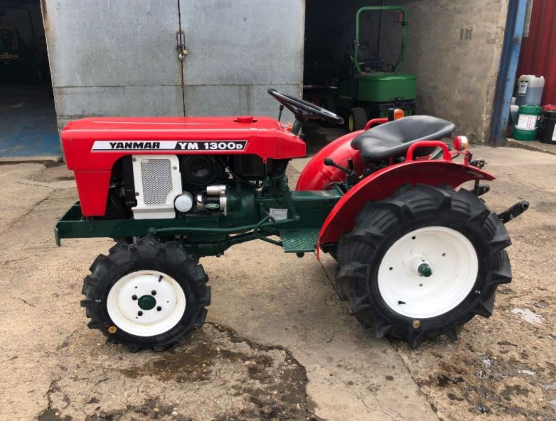 COMPACT TRACTOR YANMAR 1300D, 4X4, DIESEL, 4 WHEEL DRIVE, REAR PTO, 3 POINT LINKAGE, ONLY 839 HOURS - Image 3 of 5