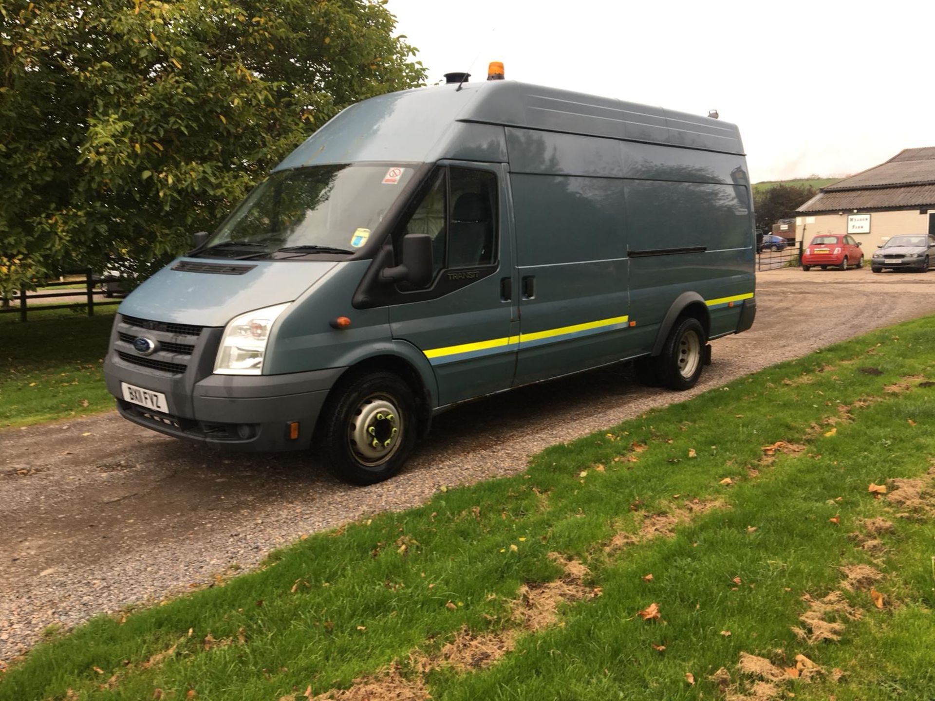 2011/11 REG FORD TRANSIT 115 T460 RWD BLUE DIESEL PANEL VAN, SHOWING 0 FORMER KEEPERS *NO VAT* - Image 3 of 10