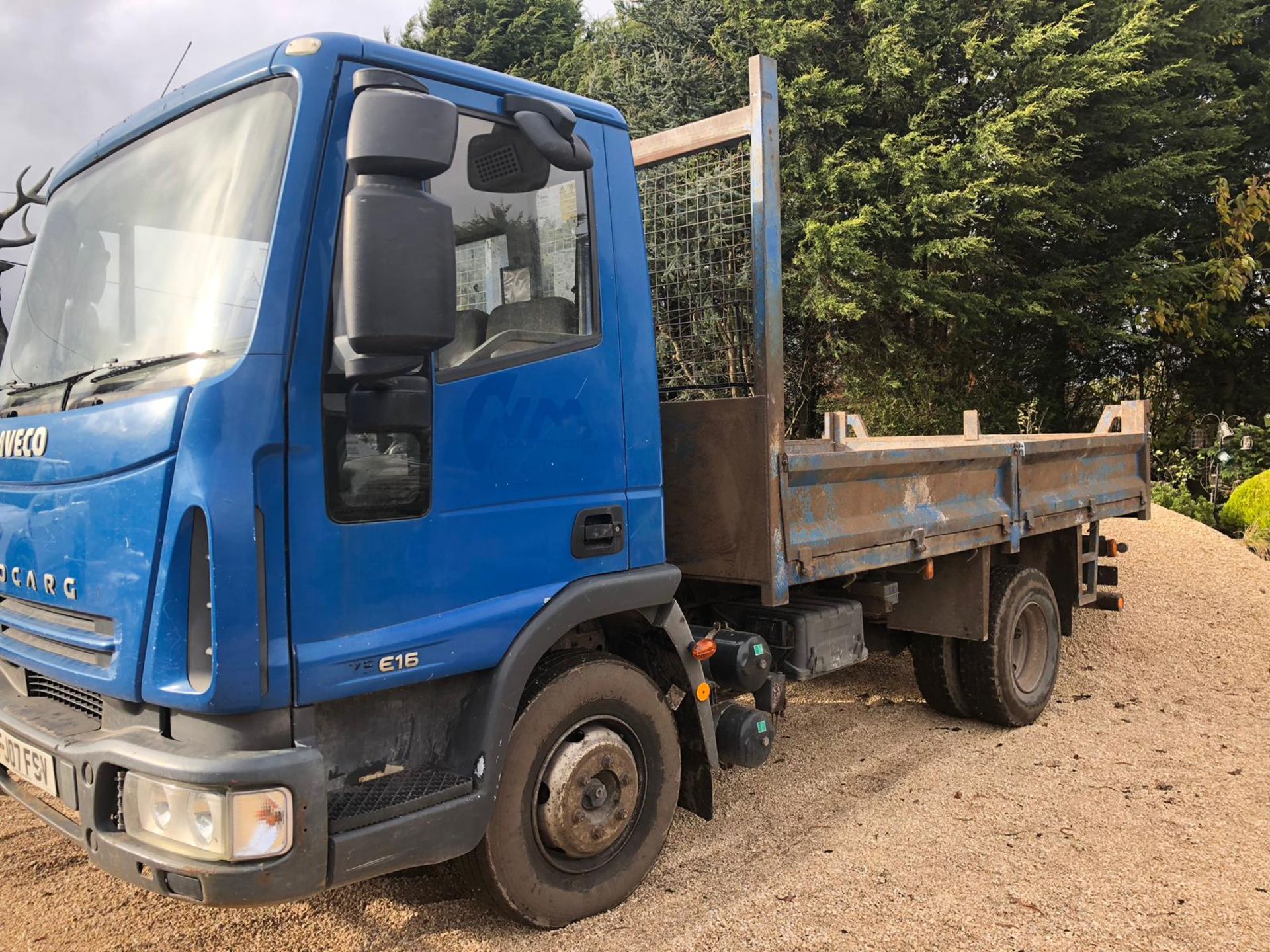 2007/07 REG IVECO EUROCARGO ML75E16K 7.5T BLUE DIESEL TIPPER, SHOWING 0 FORMER KEEPERS *PLUS VAT* - Image 10 of 15