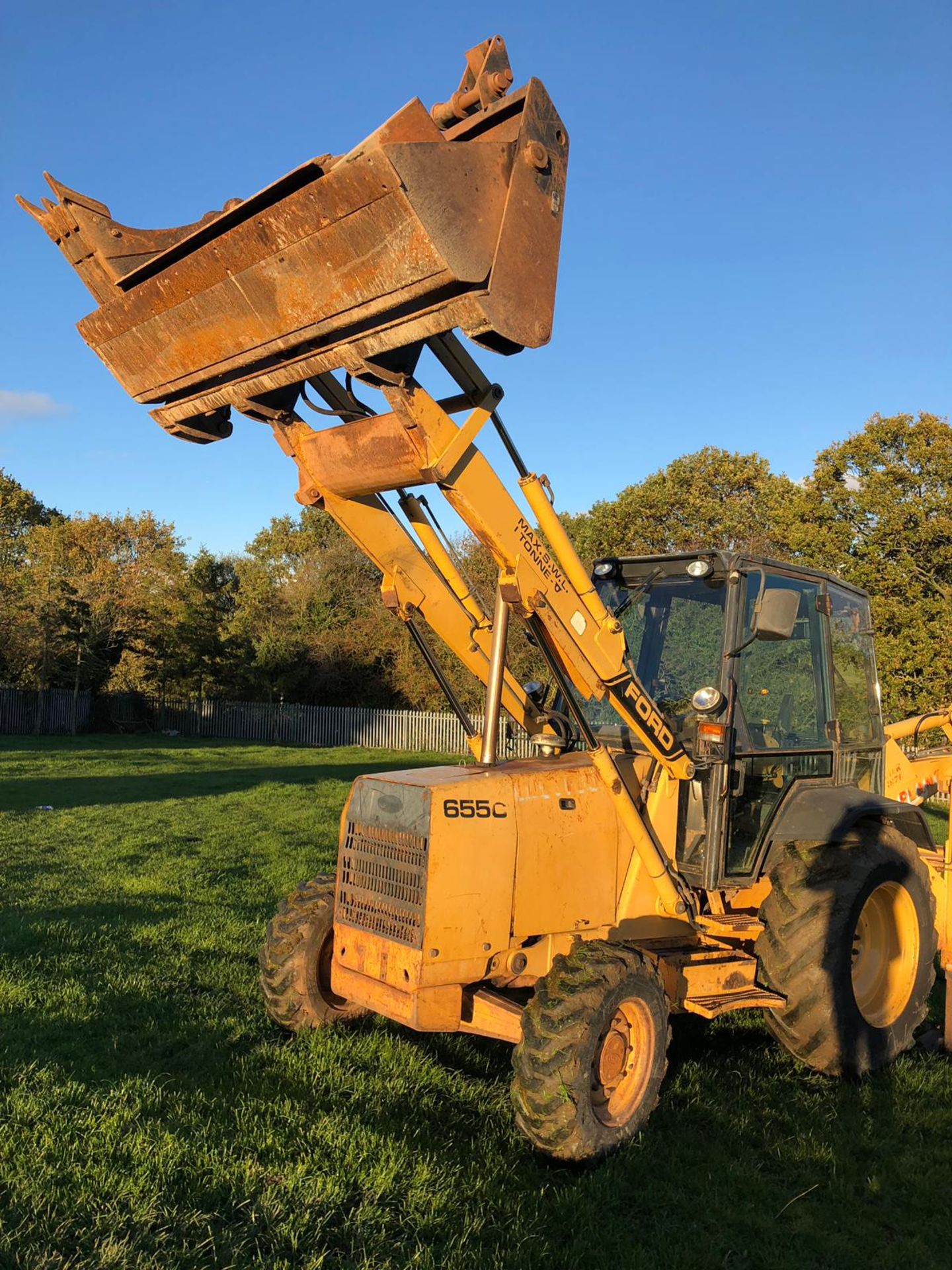 1989 FORD 655C YELLOW/BLACK BACKHOE LOADER TRACTOR, STARTS, RUNS, LIFTS & DIGS *PLUS VAT* - Image 5 of 19