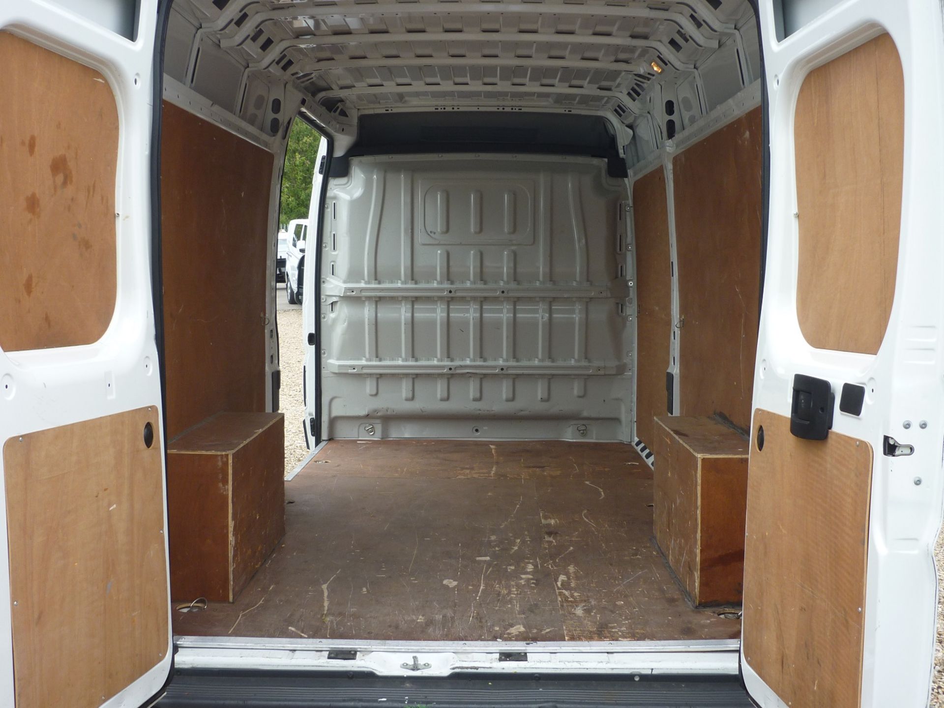 2016/16 REG PEUGEOT BOXER 335 PROFESSIONAL L3 H2 130PS DIESEL PANEL VAN, SHOWING 0 FORMER KEEPERS - Image 3 of 5