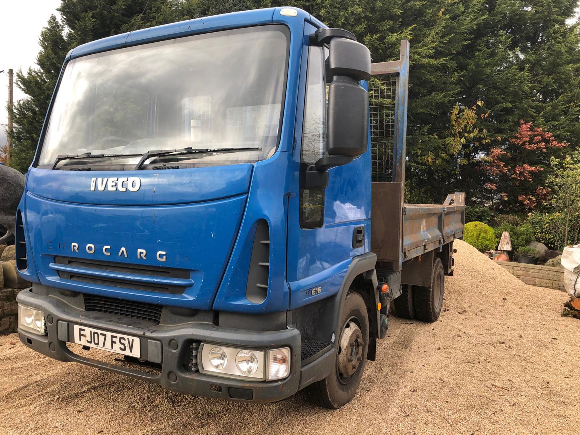 2007/07 REG IVECO EUROCARGO ML75E16K 7.5T BLUE DIESEL TIPPER, SHOWING 0 FORMER KEEPERS *PLUS VAT* - Image 4 of 15