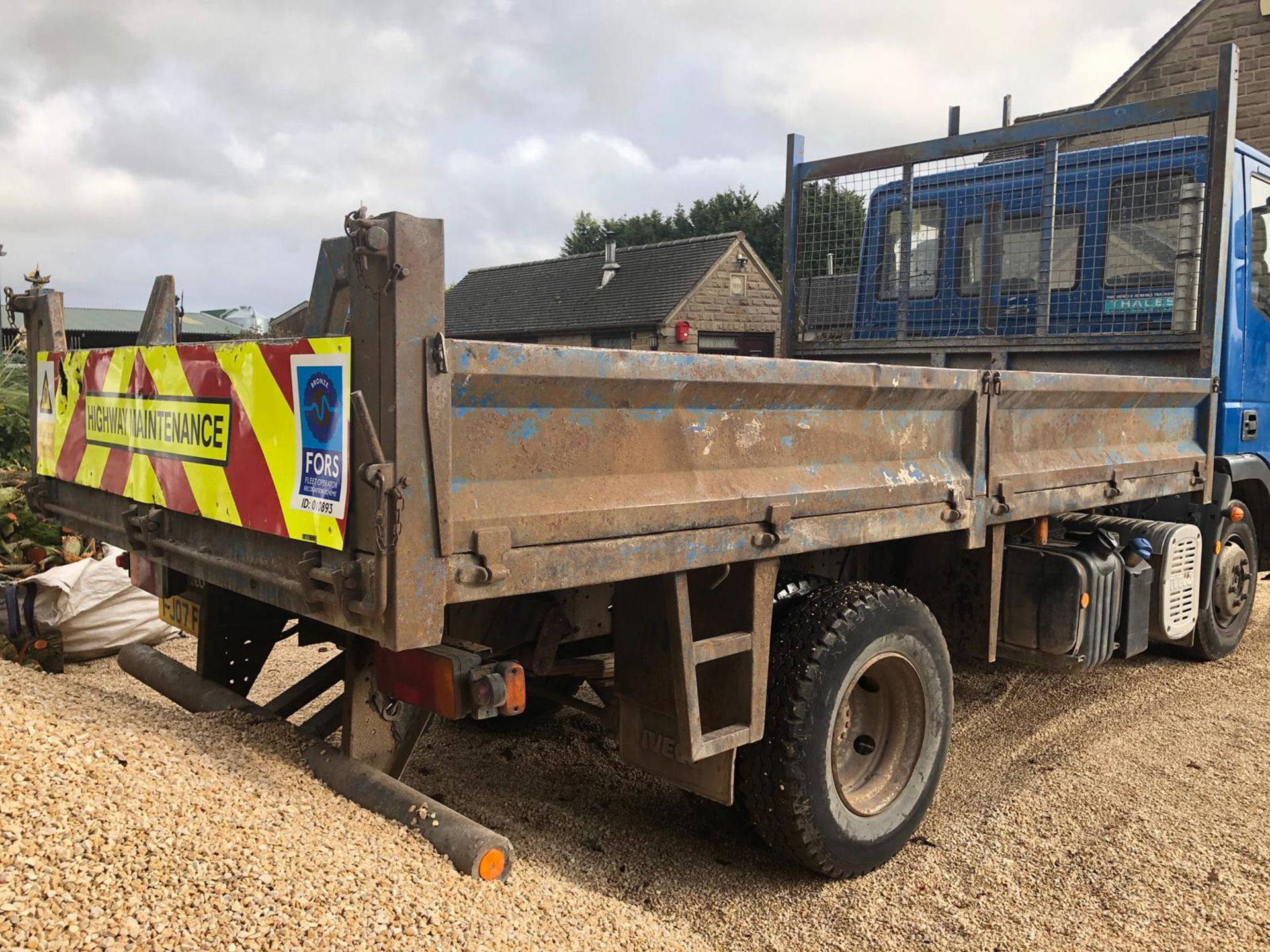 2007/07 REG IVECO EUROCARGO ML75E16K 7.5T BLUE DIESEL TIPPER, SHOWING 0 FORMER KEEPERS *PLUS VAT* - Image 13 of 15