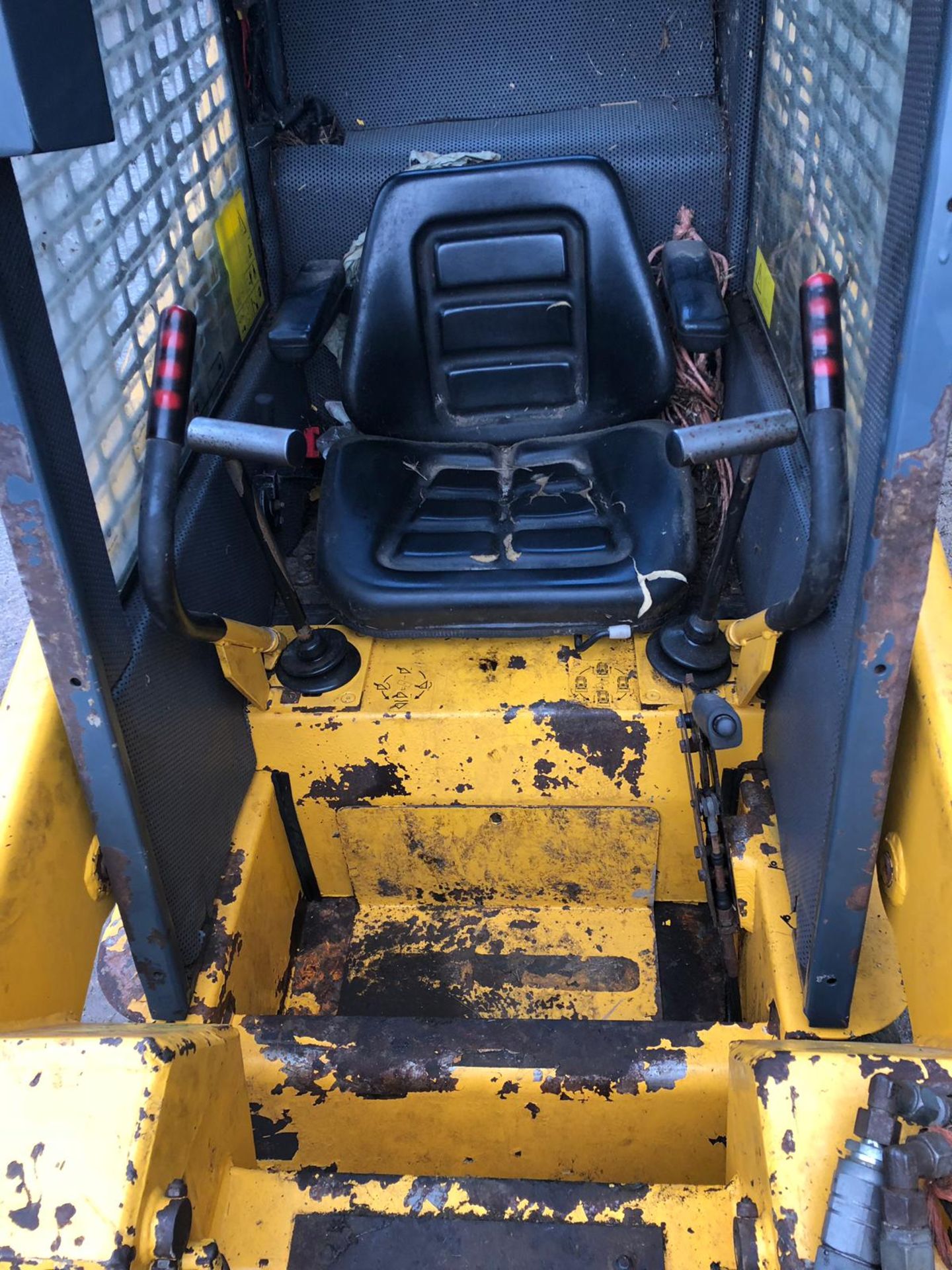 2005 GEHL COMPACT LOADER SKID STEER MODEL SL 1640 *PLUS VAT* - Image 9 of 13