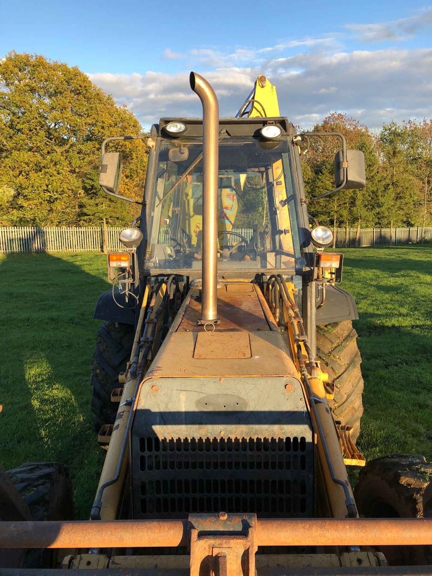 1989 FORD 655C YELLOW/BLACK BACKHOE LOADER TRACTOR, STARTS, RUNS, LIFTS & DIGS *PLUS VAT* - Image 4 of 19