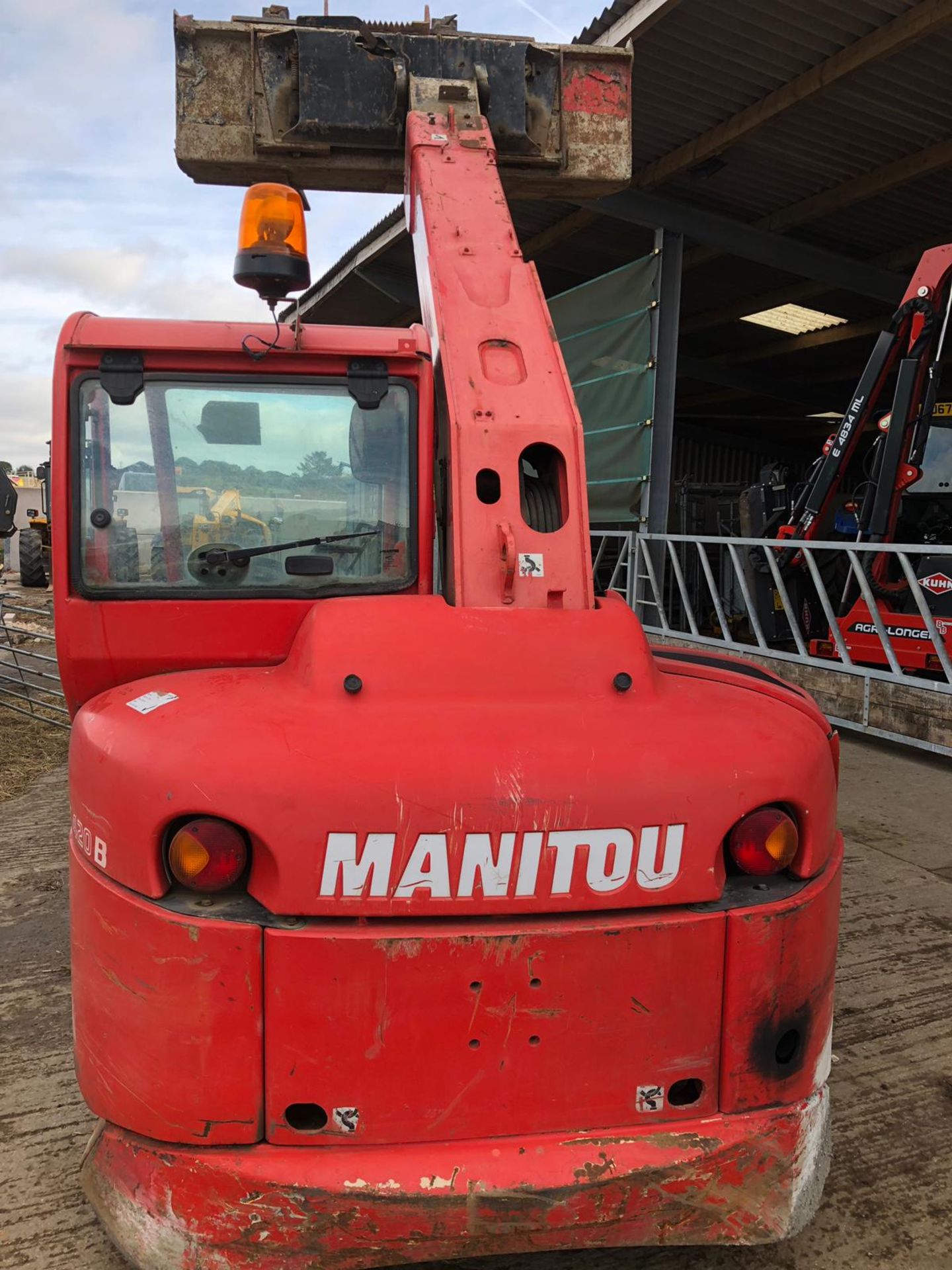 2008 MANITOU SLT420 B TWISCO TELEHANDLER, STARTS, DRIVES, LIFTS AND TIPS *PLUS VAT* - Image 9 of 20