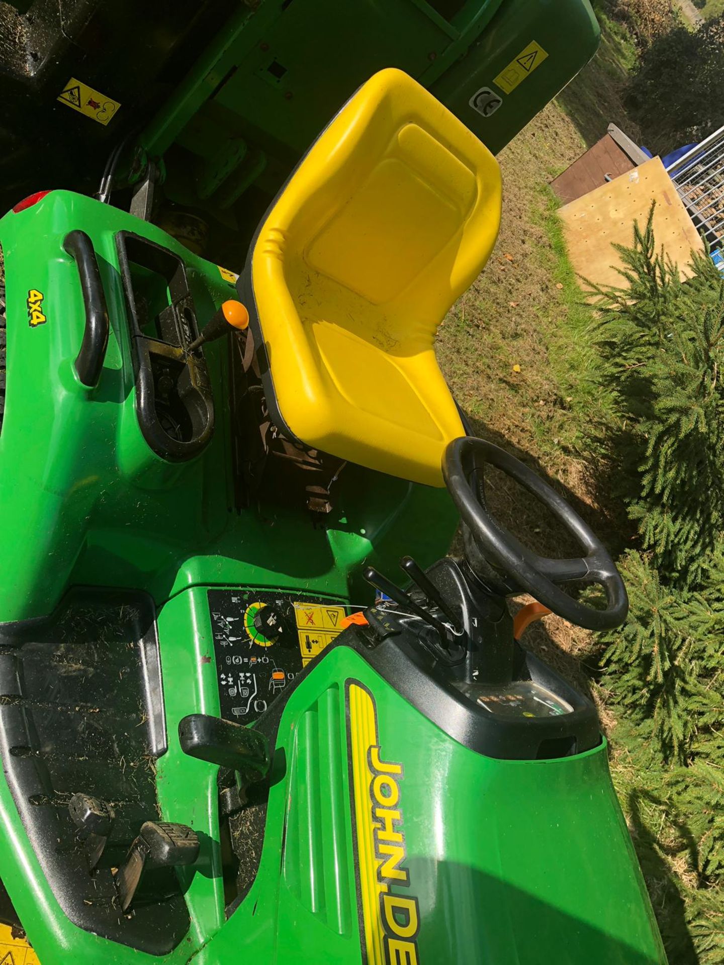 JOHN DEERE X595 RIDE ON DIESEL LAWN MOWER, IN WORKING ORDER *PLUS VAT* - Image 20 of 20