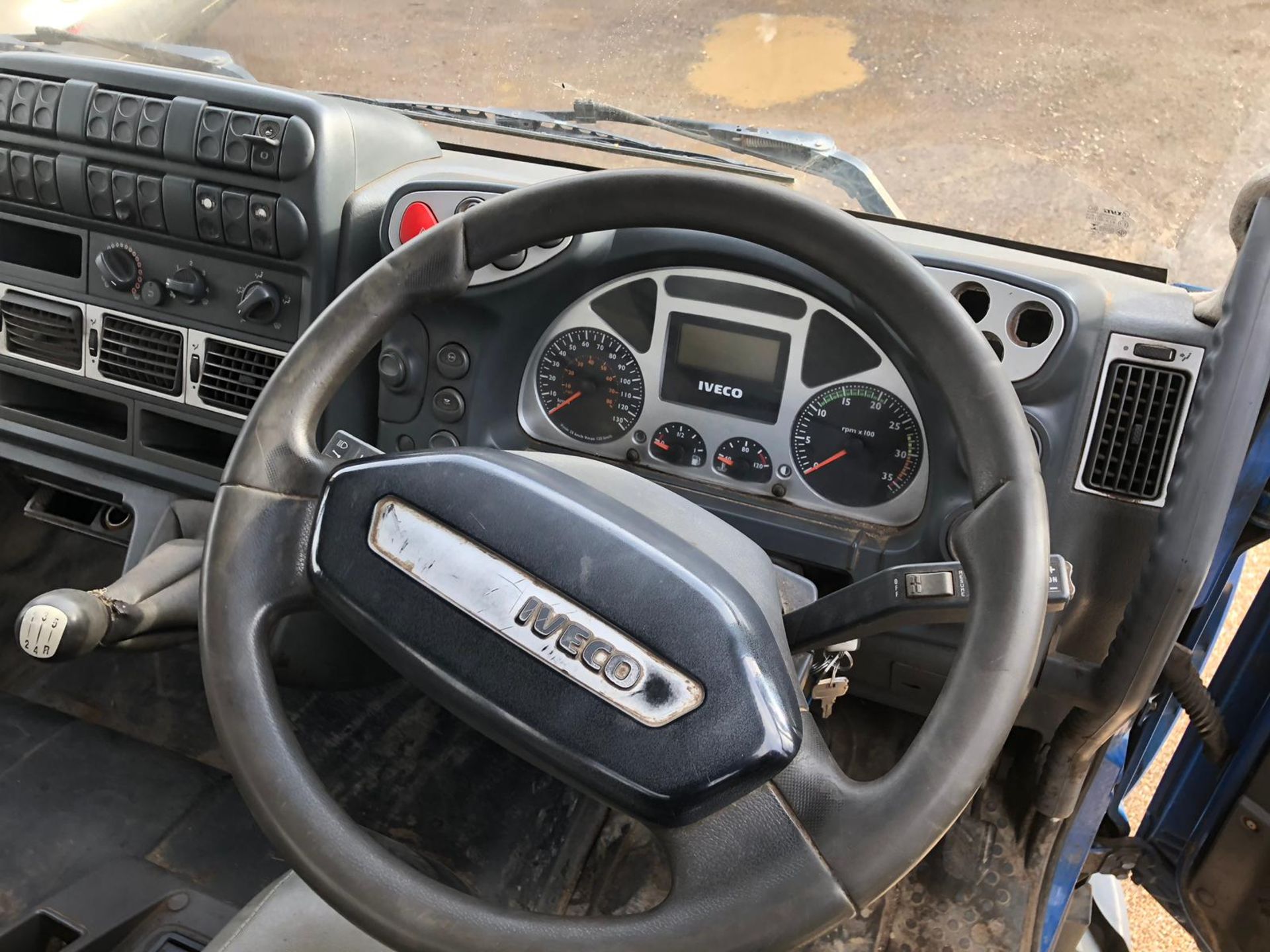 2007/07 REG IVECO EUROCARGO ML75E16K 7.5T BLUE DIESEL TIPPER, SHOWING 0 FORMER KEEPERS *PLUS VAT* - Image 9 of 15