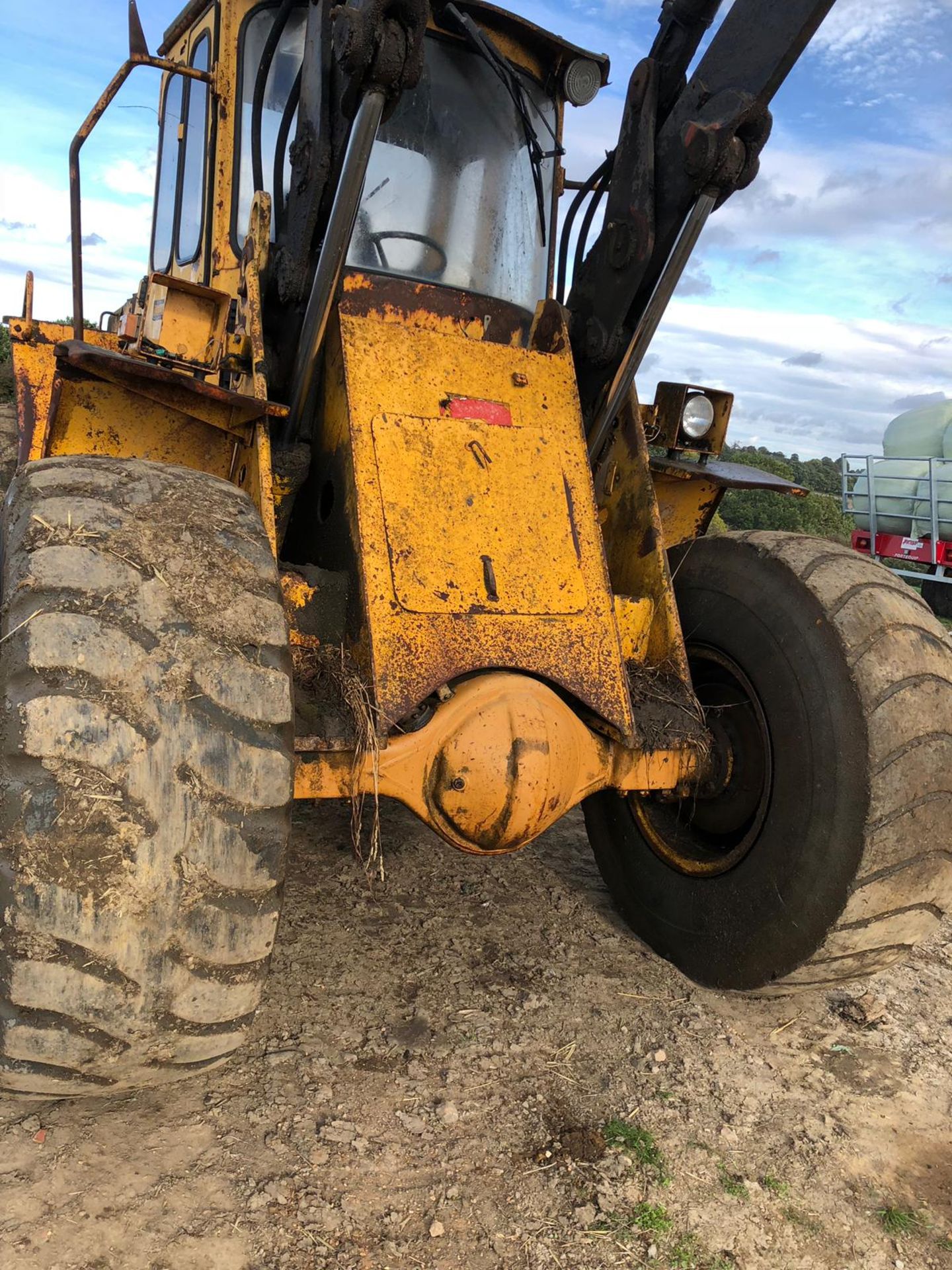 VOLVO BM4400 LOADING SHOVEL WHEEL LOADER *PLUS VAT* - Image 8 of 16