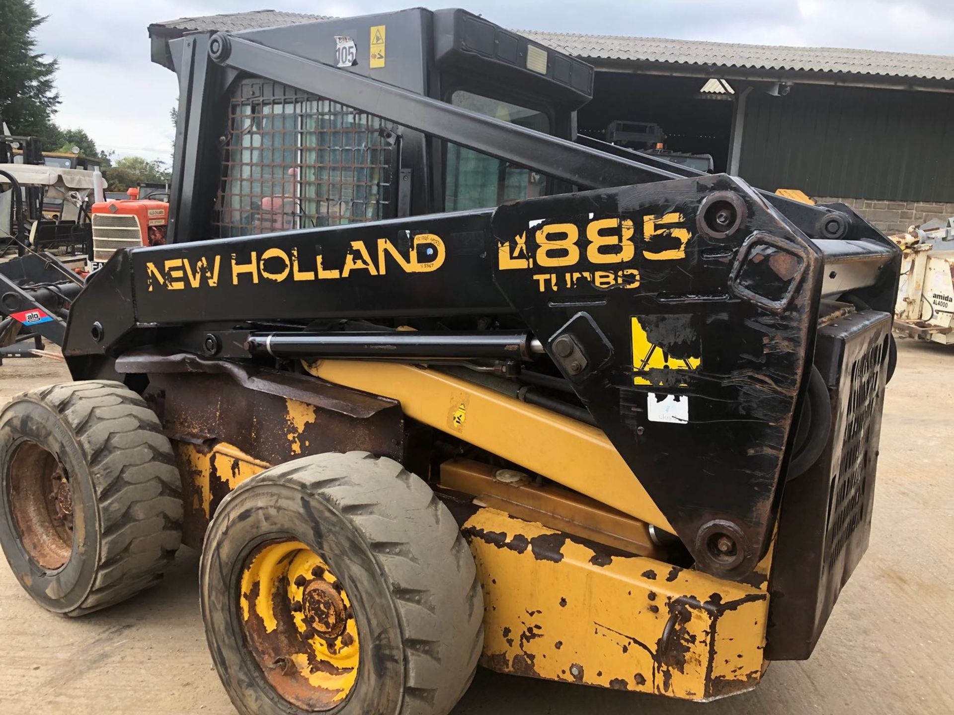 NEW HOLLAND LX885 TURBO BALE SPIKE SKID STEER LOADER 60 HP *PLUS VAT* - Bild 8 aus 9