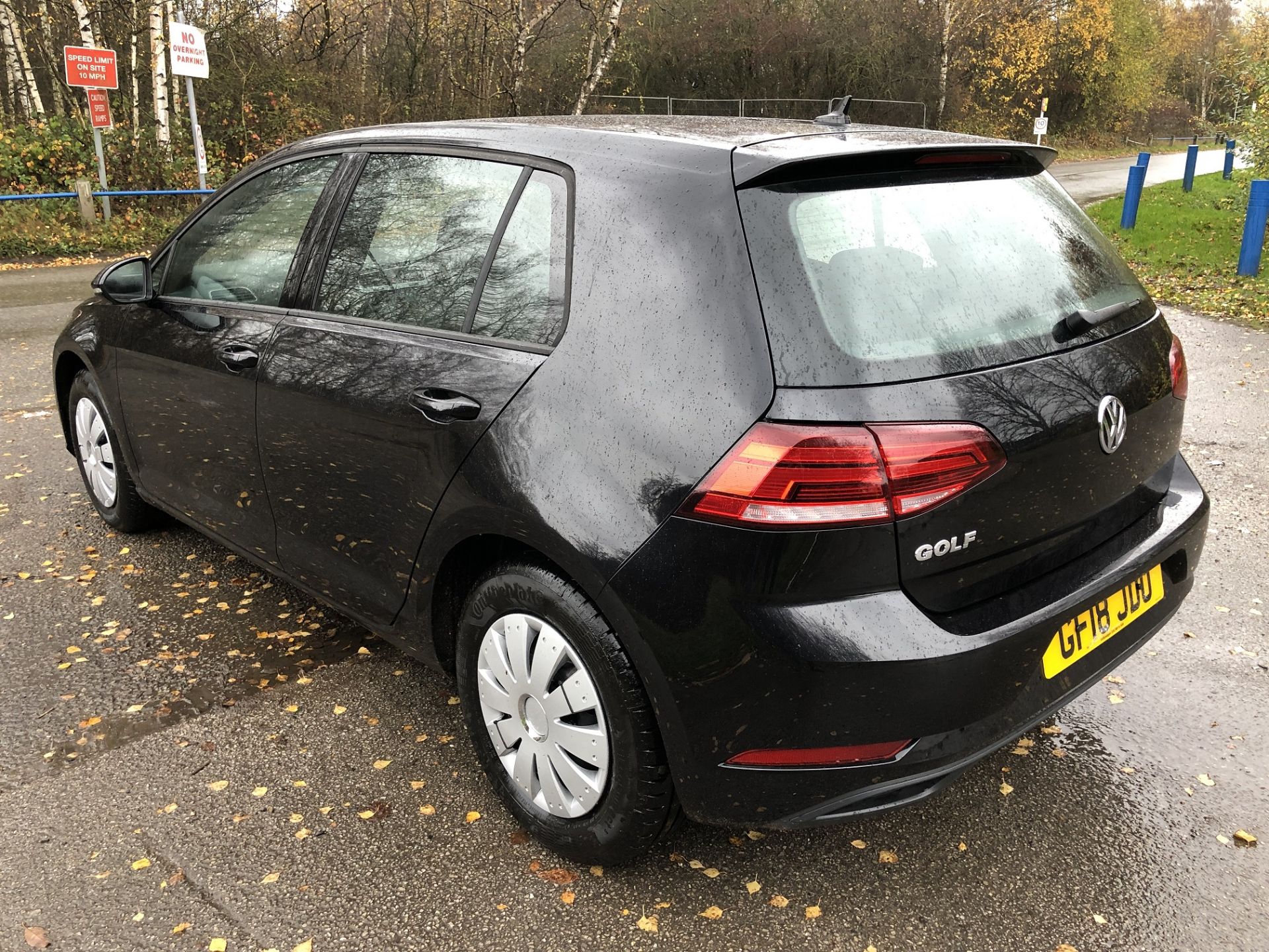 2018/18 REG VOLKSWAGEN GOLF S TSI BLUE MOTION BLACK PETROL 5 DOOR HATCHBACK, ONLY 33 MILES! *NO VAT* - Image 4 of 20