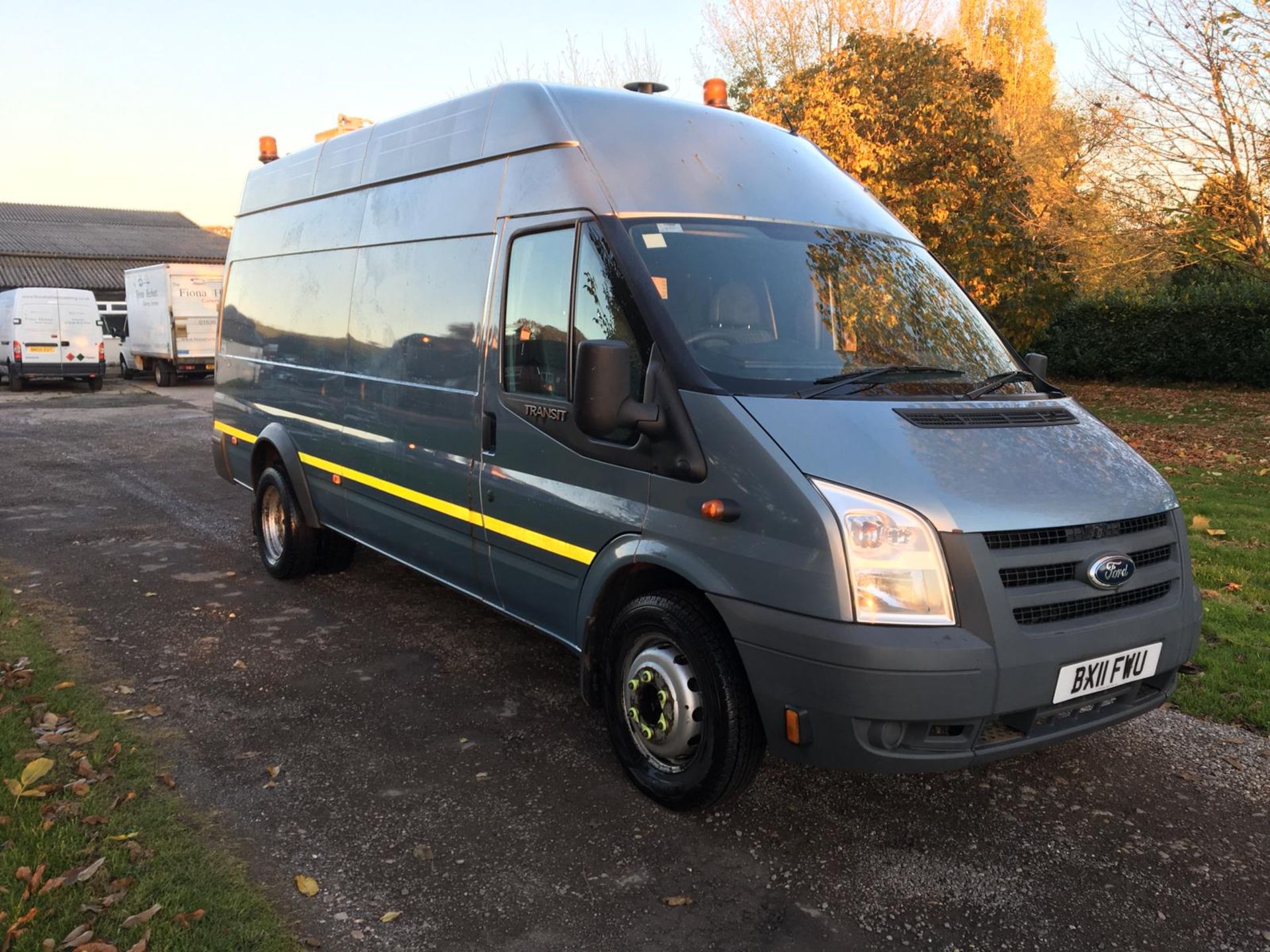 2011/11 REG FORD TRANSIT 115 T460 RWD BLUE DIESEL PANEL VAN, NIGHT HEATER, SHOWING 0 FORMER KEEPERS