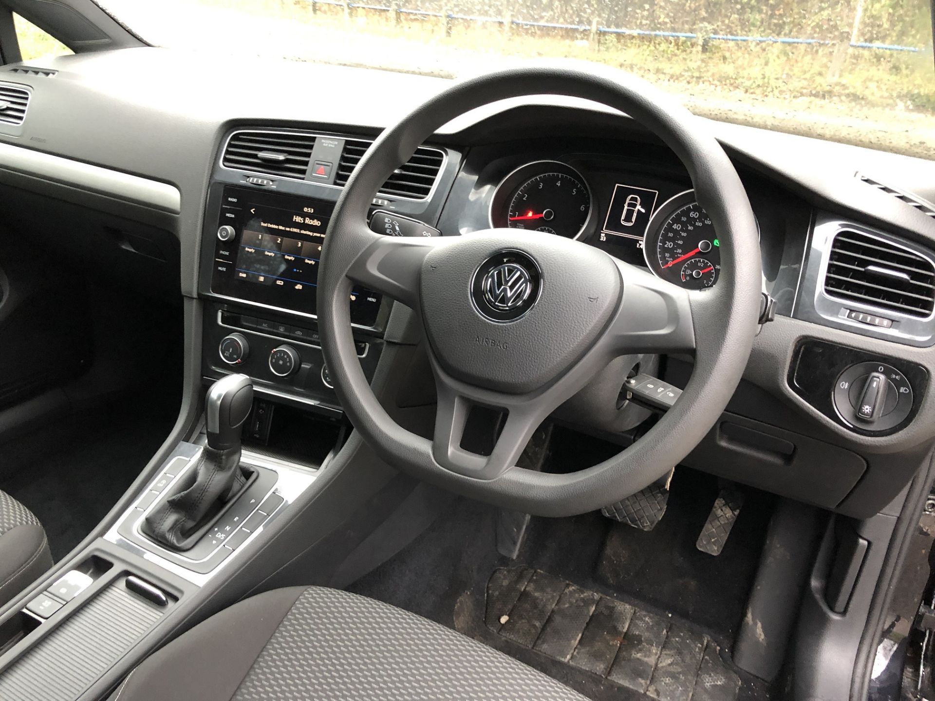 2018/18 REG VOLKSWAGEN GOLF S TSI BLUE MOTION BLACK PETROL 5 DOOR HATCHBACK, ONLY 33 MILES! *NO VAT* - Image 16 of 20