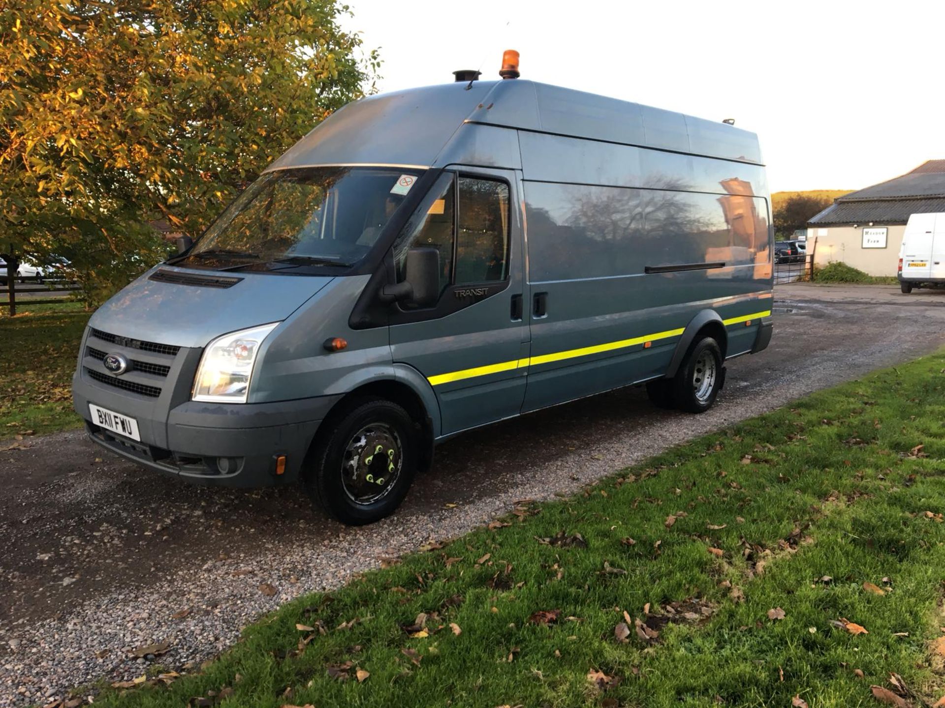 2011/11 REG FORD TRANSIT 115 T460 RWD BLUE DIESEL PANEL VAN, NIGHT HEATER, SHOWING 0 FORMER KEEPERS - Bild 3 aus 14