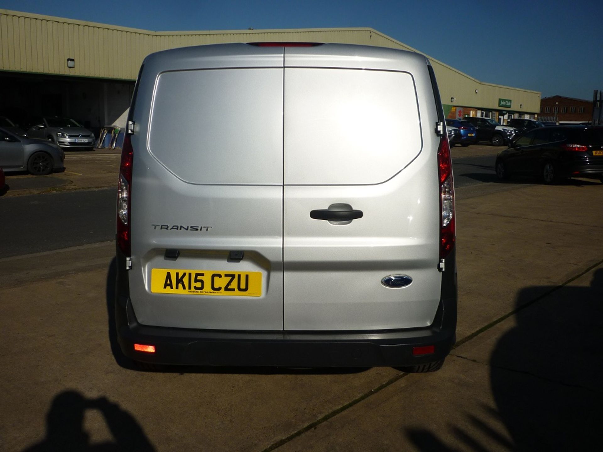 2015/15 REG FORD TRANSIT CONNECT 210 ECO-TECH SILVER DIESEL PANEL VAN, SHOWING 0 FORMER KEEPERS - Image 5 of 7