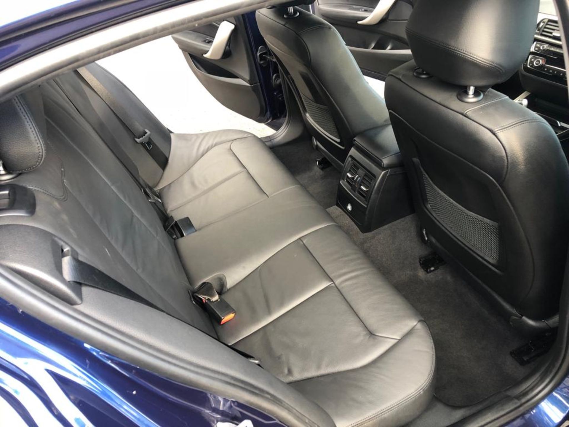 2018/67 REG BMW 118D SE AUTOMATIC BLUE DIESEL 5 DOOR HATCHBACK, SHOWING 0 FORMER KEEPERS *NO VAT* - Image 12 of 18