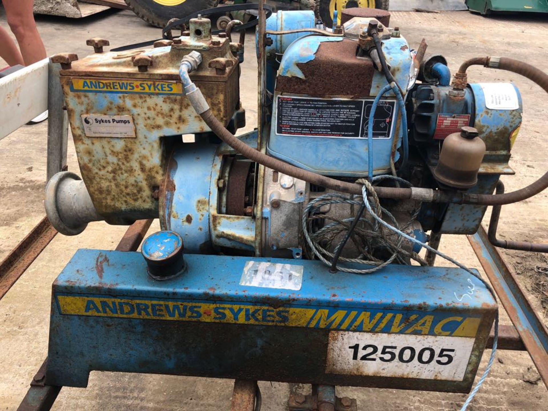 ANDREW SYKES UNIVAC LISTER PETTER WATER PUMP ON TRAILER - UNTESTED *PLUS VAT* - Image 5 of 6