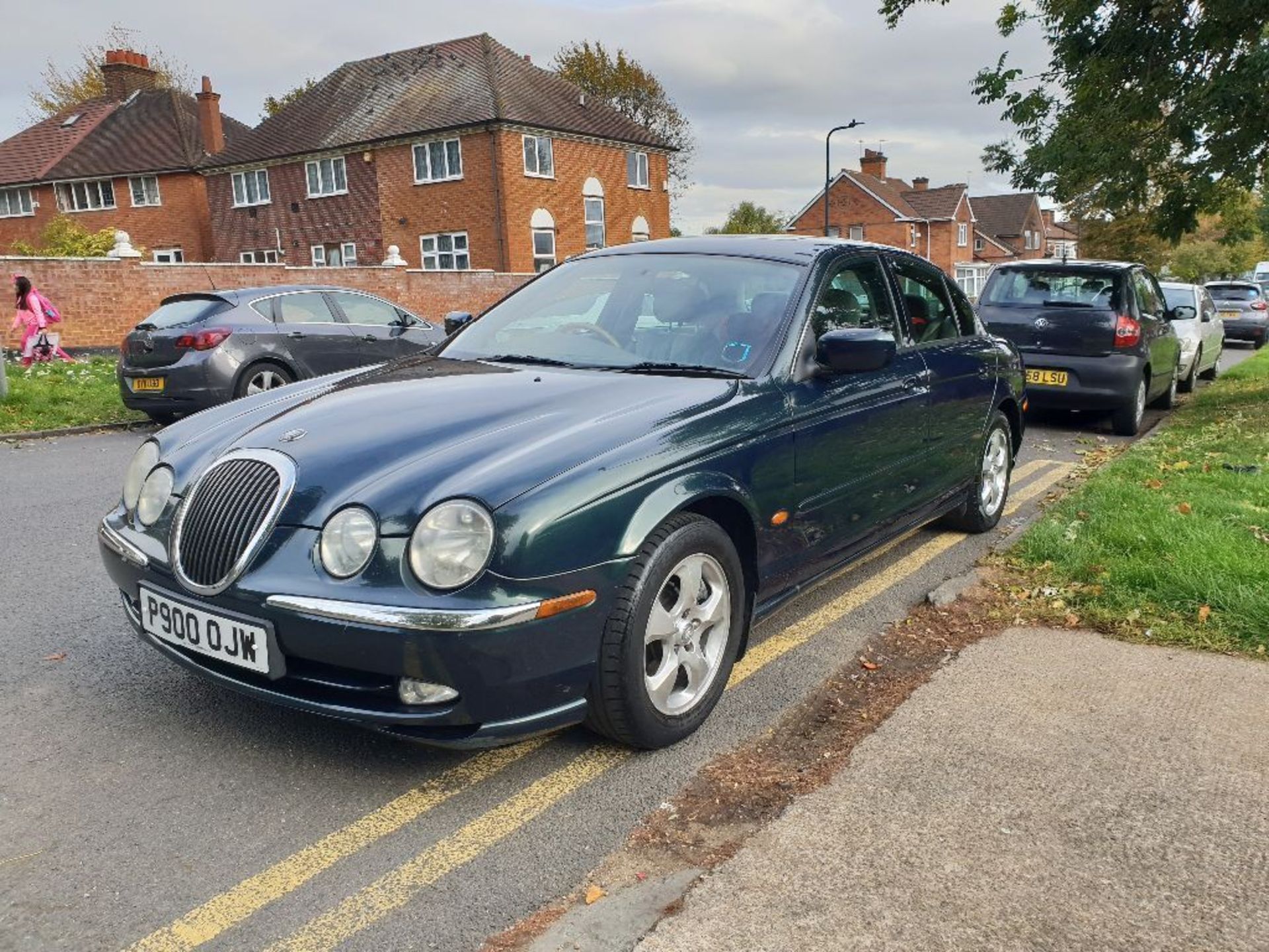 1999 JAGUAR S-TYPE 4.0L V8 AUTOMATIC PETROL 4 DOOR SALOON - FULL STAMPED SERVICE HISTORY *NO VAT* - Image 2 of 12