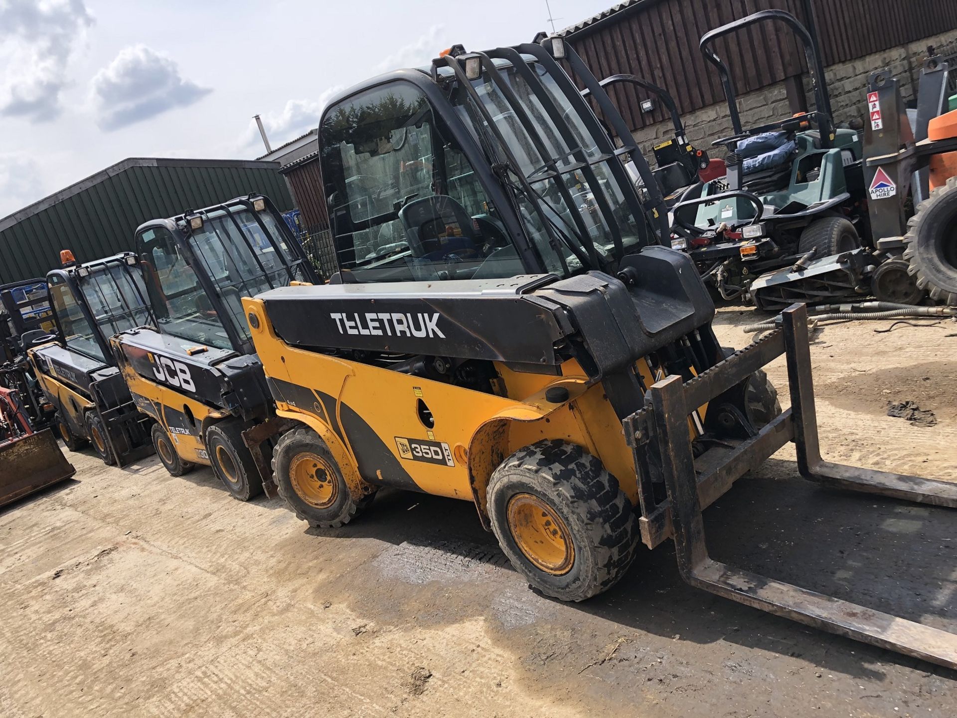 APPROX 2010-11 JCB 35D TLT TELETRUK 4X4 SHOWING 3726 HOURS (UNVERIFIED) *PLUS VAT* - Image 6 of 9