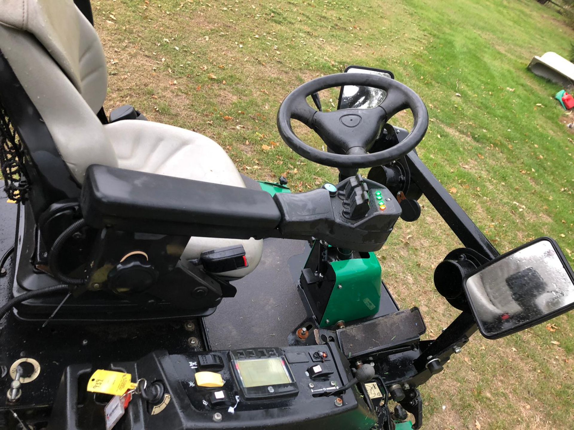 RANSOMES PARKWAY 3 MOWER, SHOWING 2820 HOURS (UNVERIFIED) *PLUS VAT* - Image 11 of 12